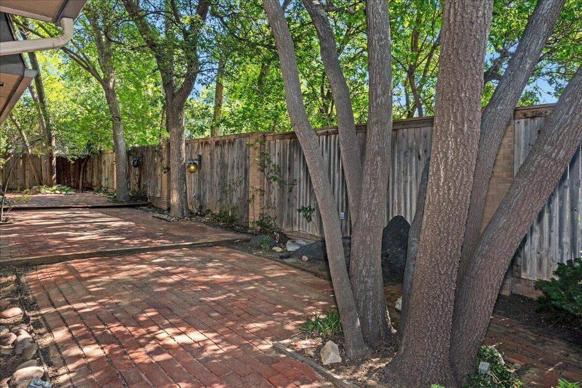 1615 S Bryan #15b Street Property Photo 2