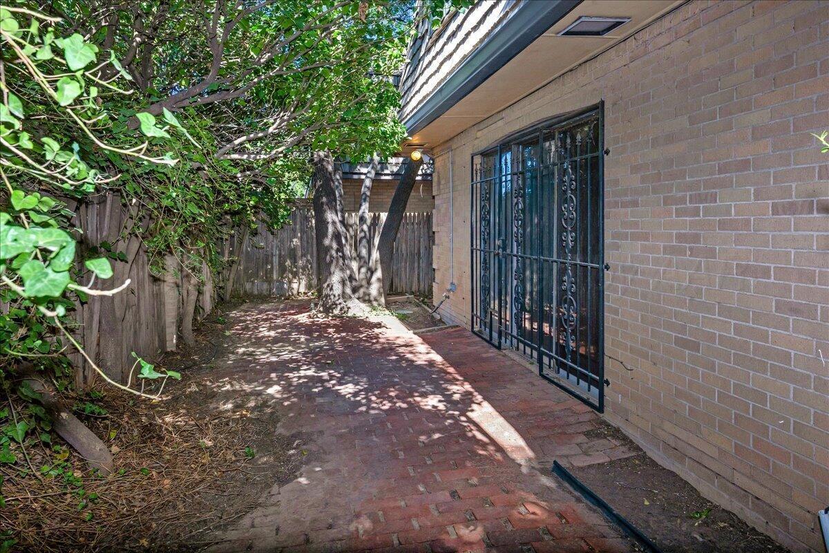 1615 S Bryan #15b Street Property Photo 32