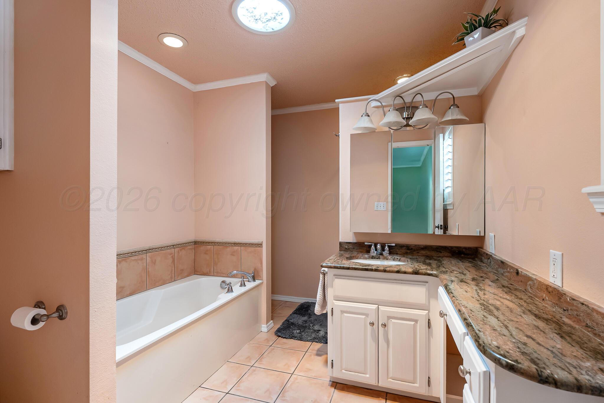 78 Hunsley Hills Boulevard Property Photo 23
