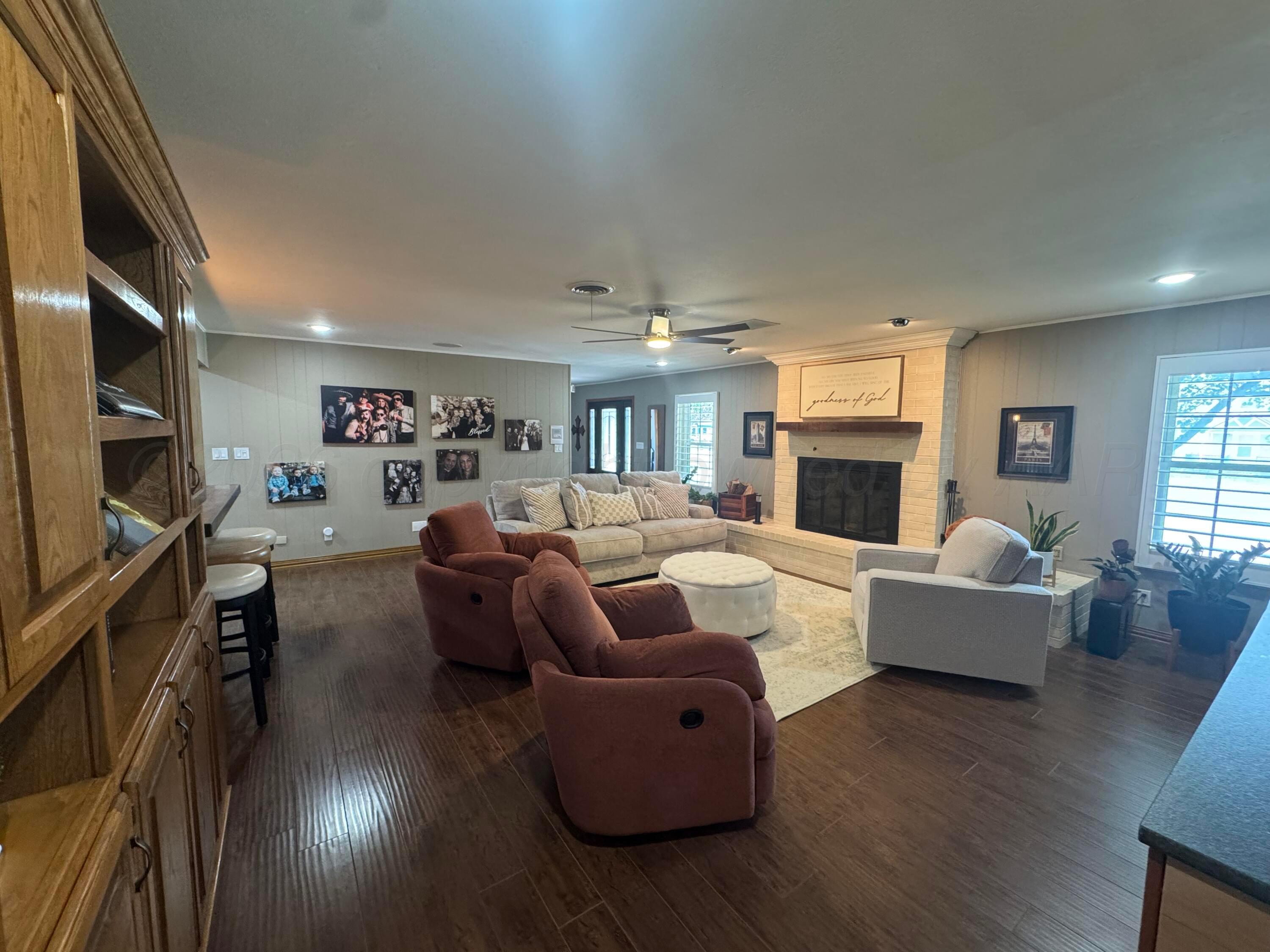 2011 9th Avenue Property Photo 52