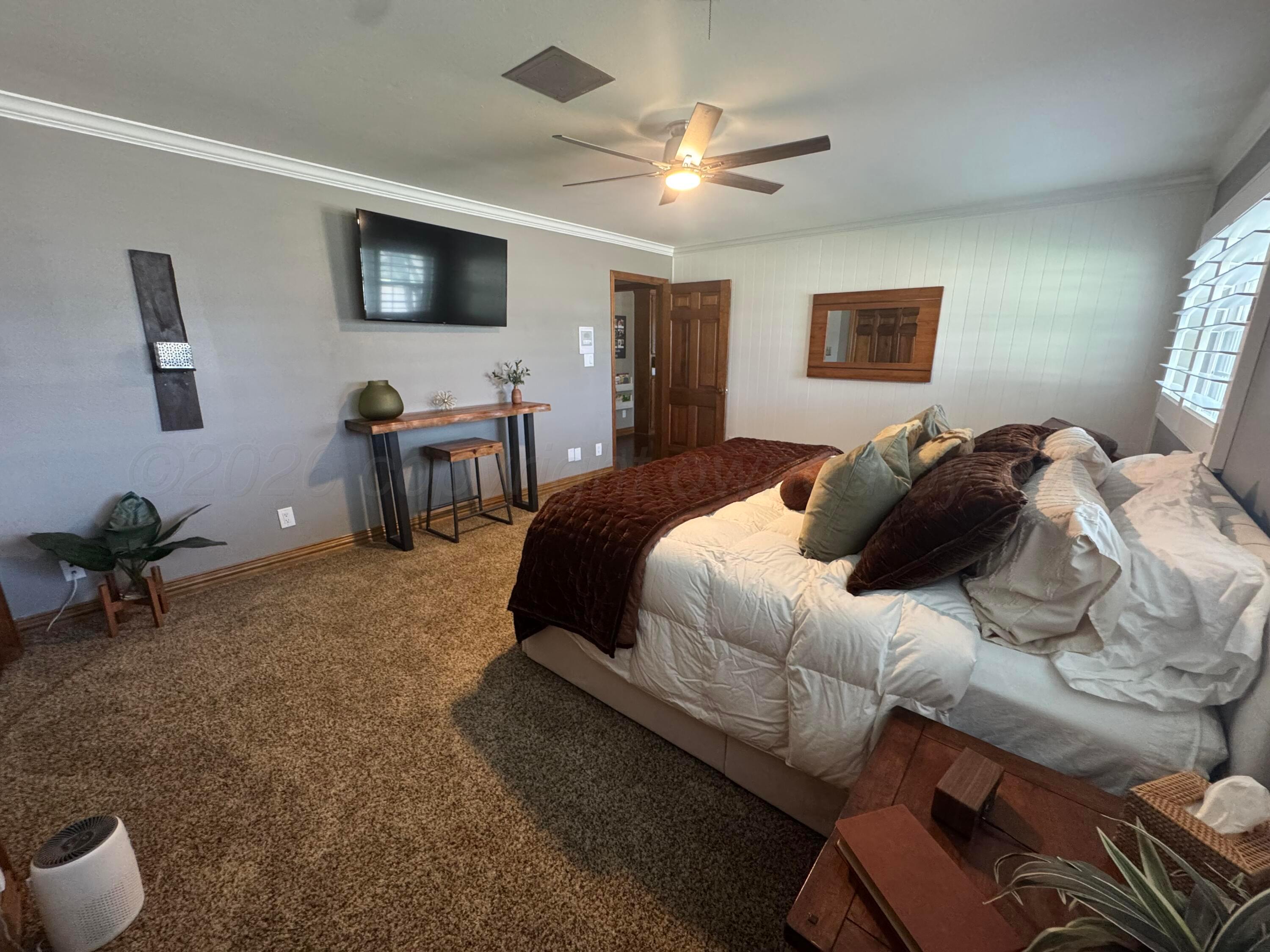 2011 9th Avenue Property Photo 58