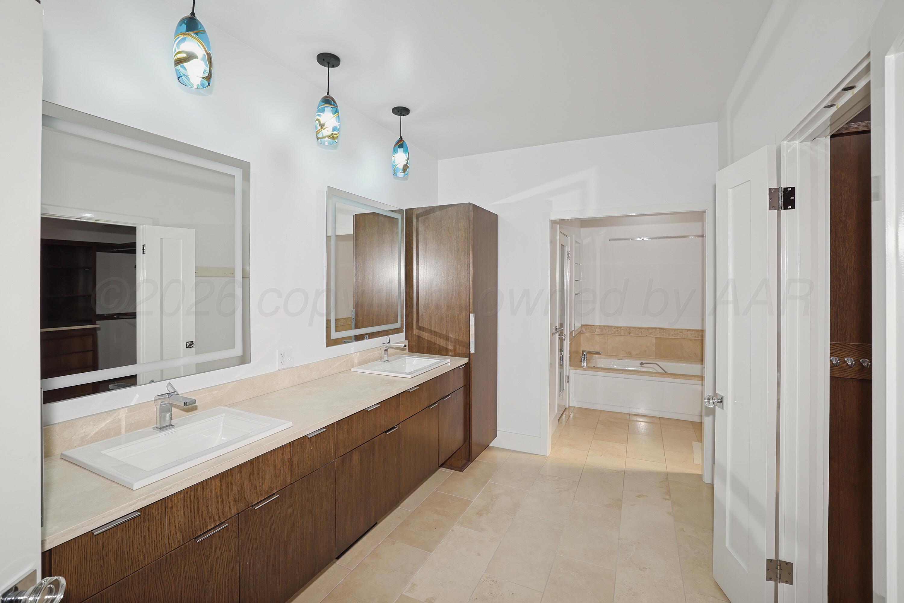 2 Woodstone Street Property Photo 20