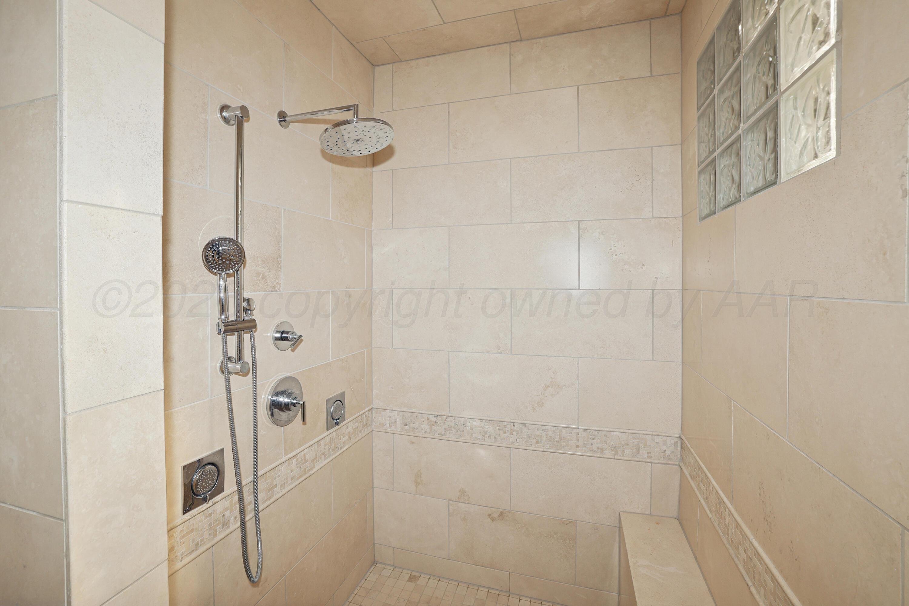 2 Woodstone Street Property Photo 23