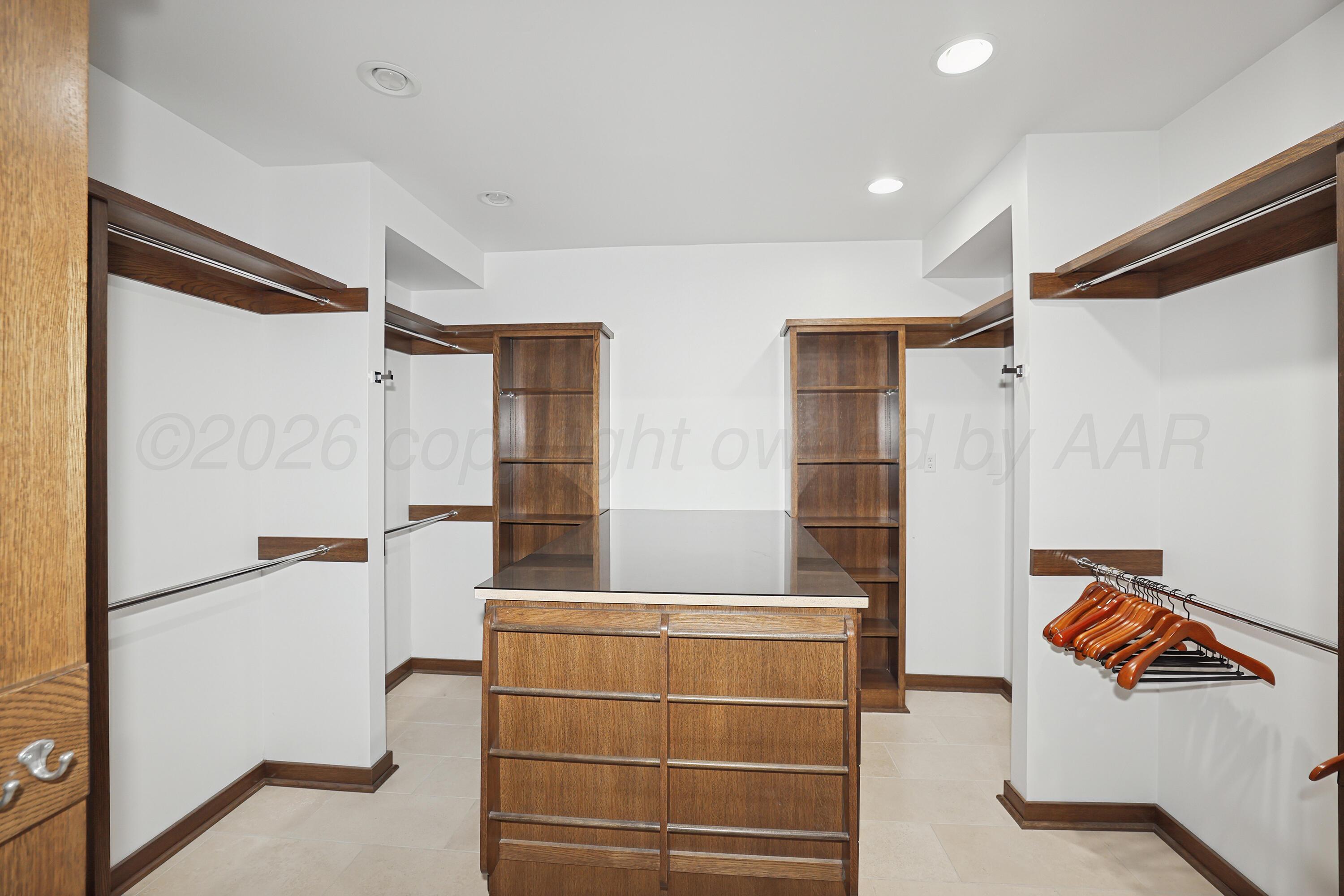 2 Woodstone Street Property Photo 24