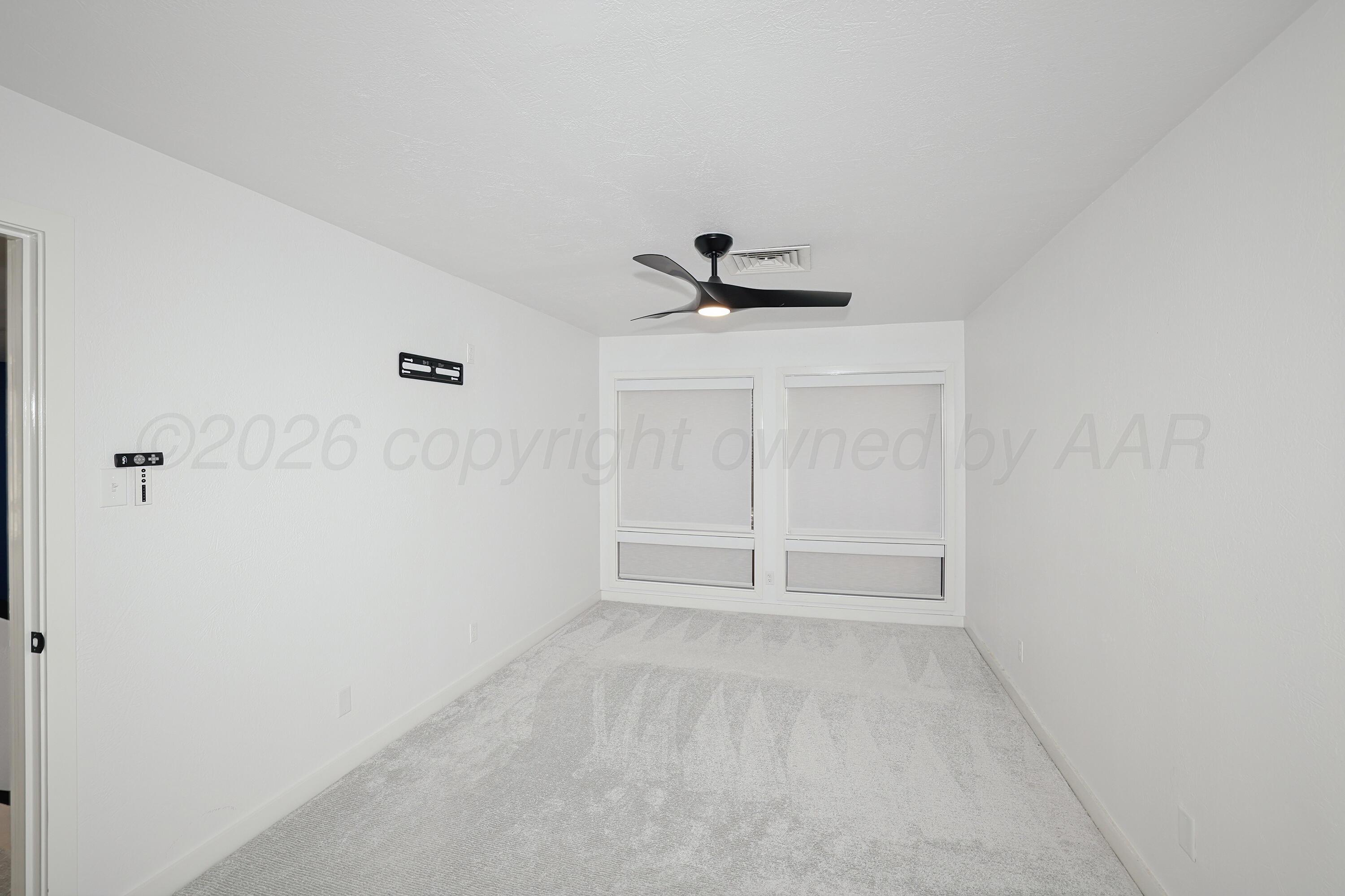 2 Woodstone Street Property Photo 28