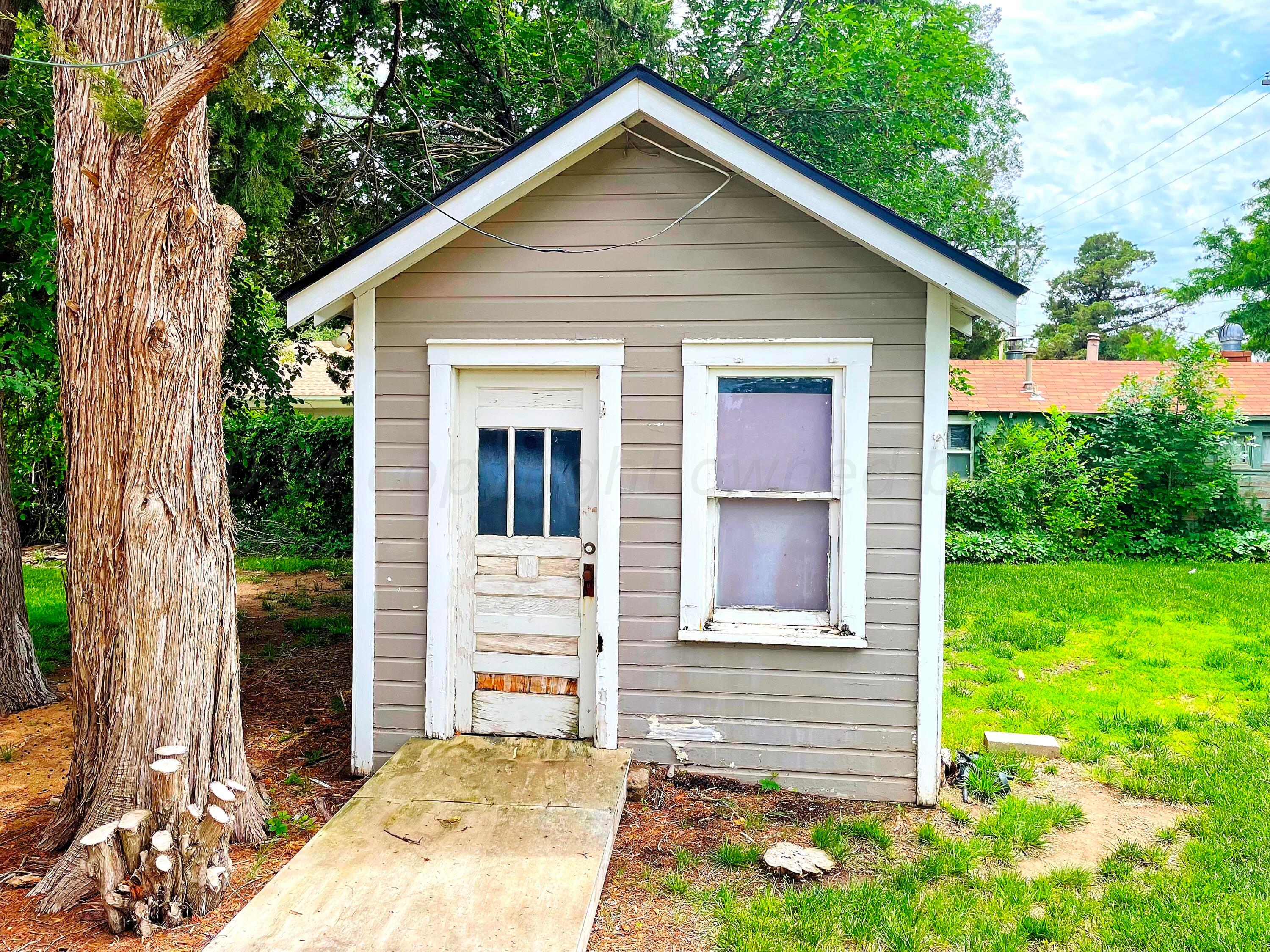 302 S Baylor Street Property Photo 19