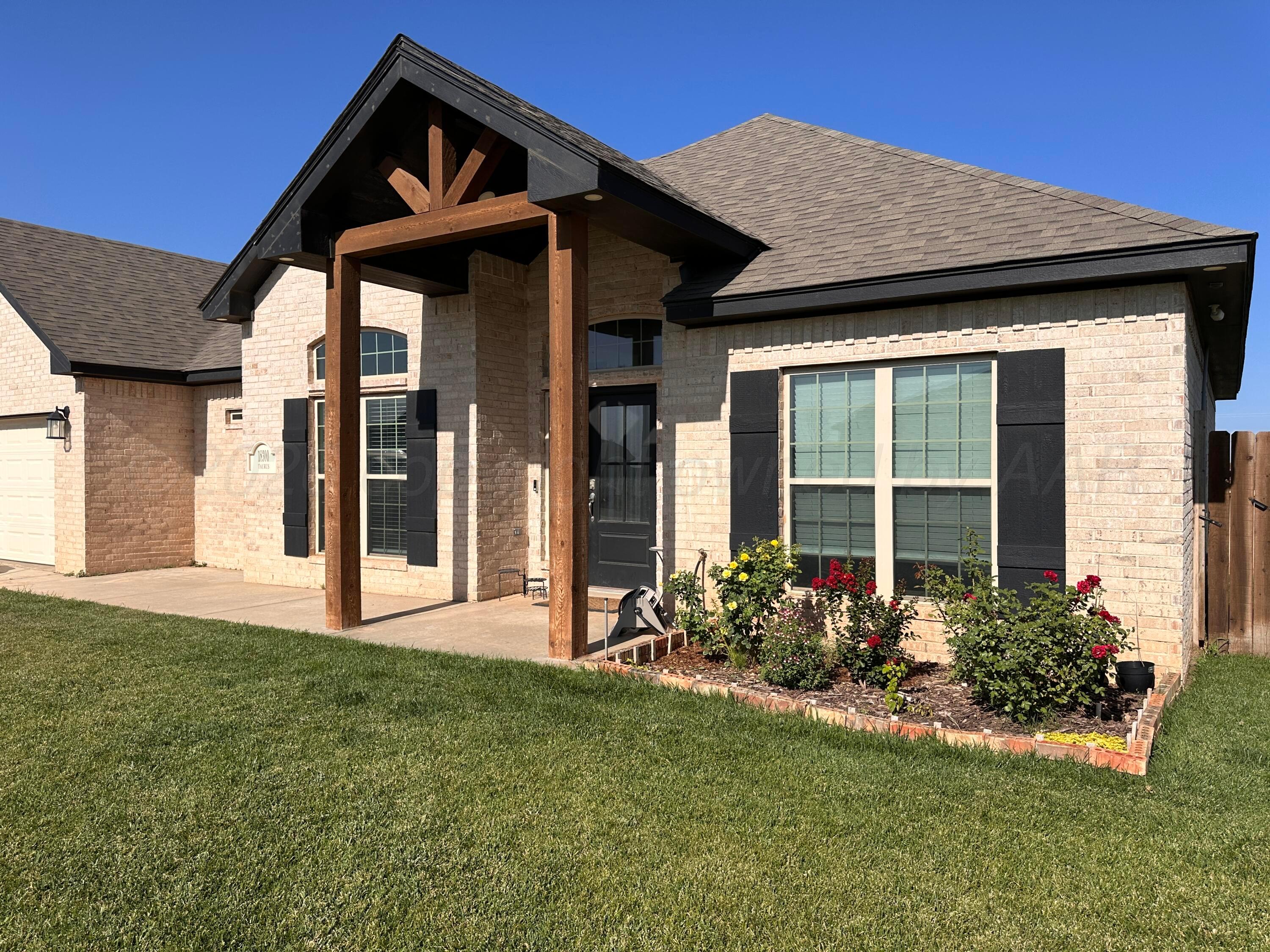 18300 Taurus Trail Property Photo 4