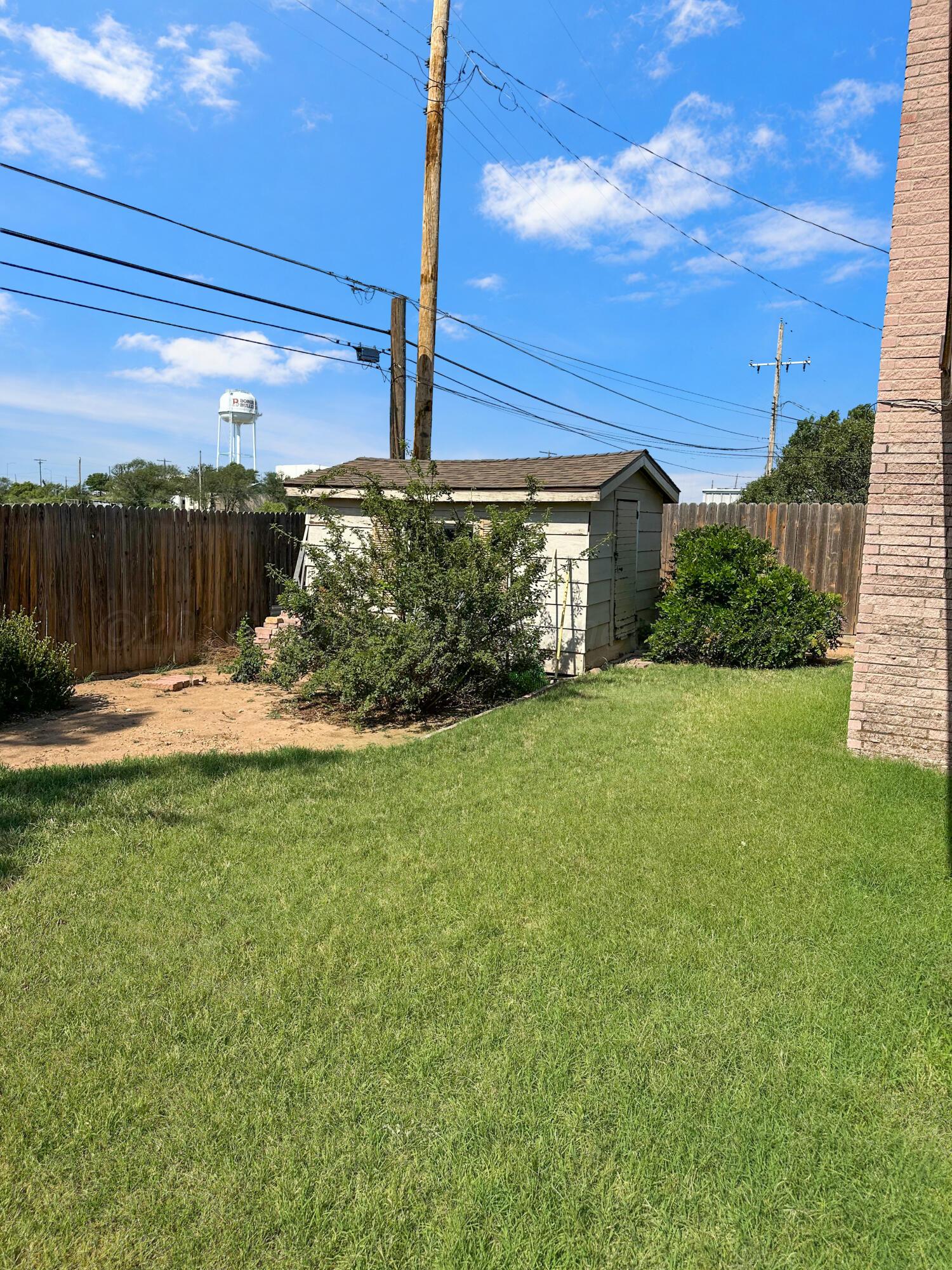 108 Galahad Street Property Photo 31