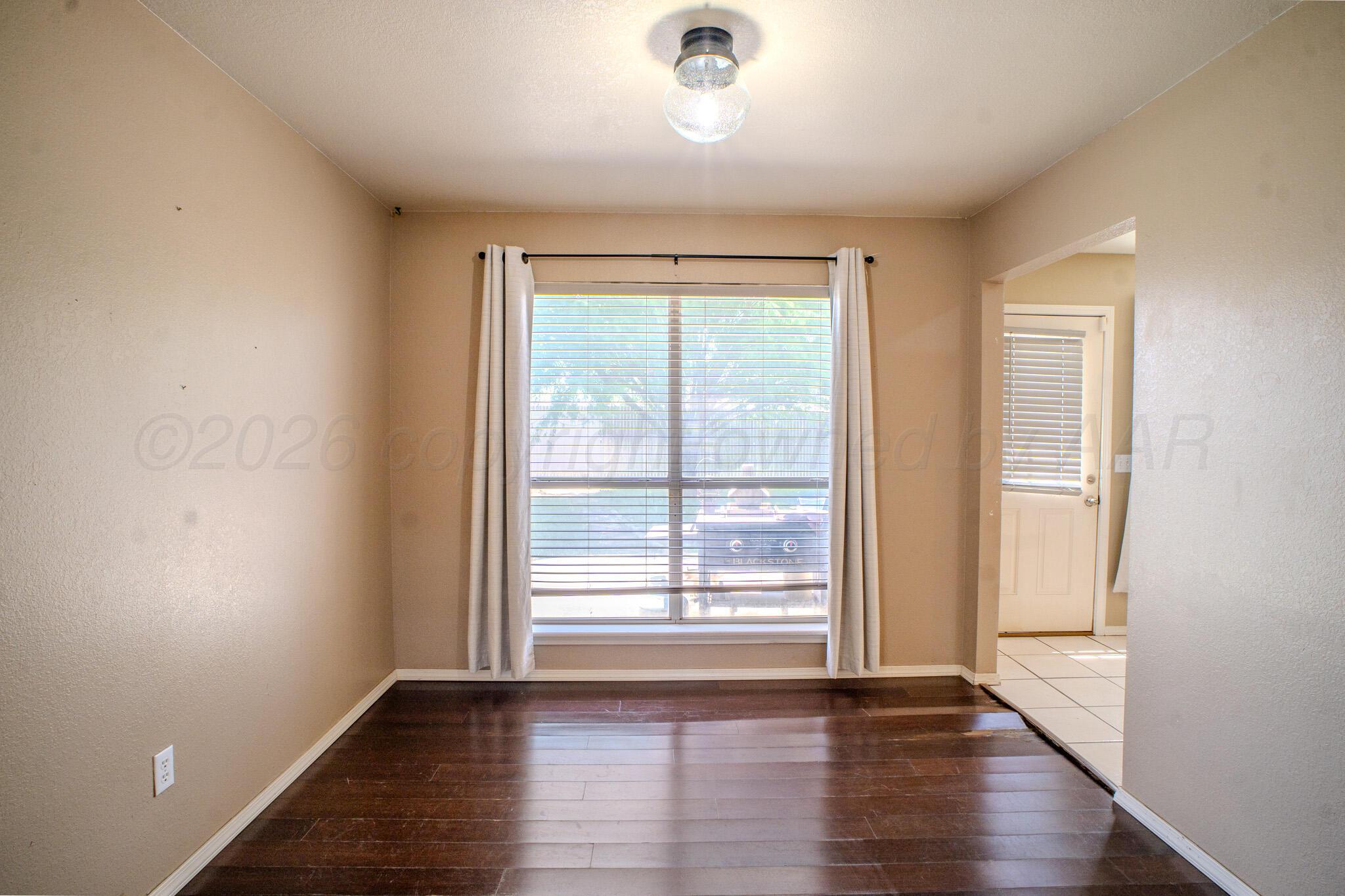 6212 S Bowie Street Property Photo 7