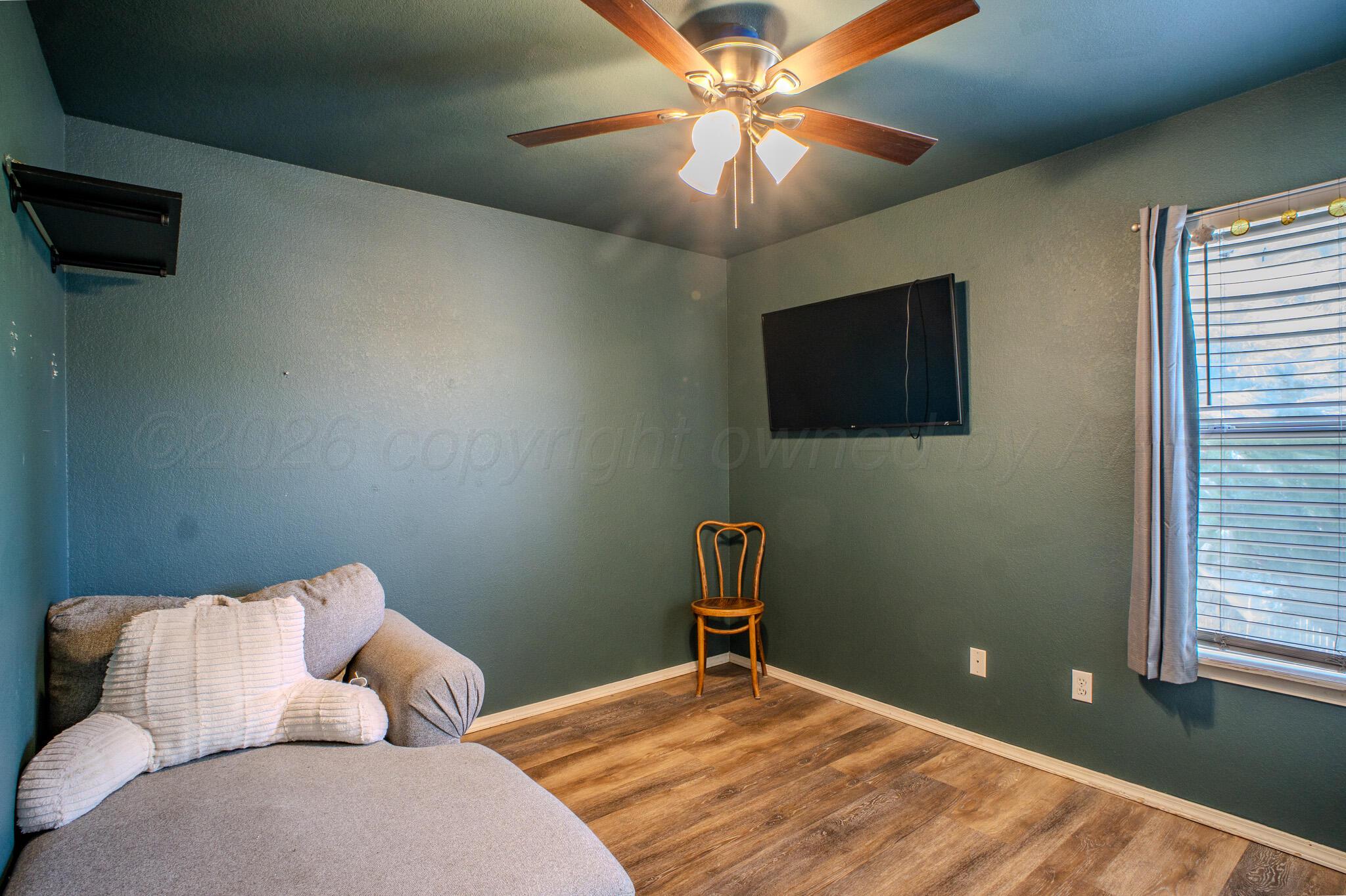 6212 S Bowie Street Property Photo 9