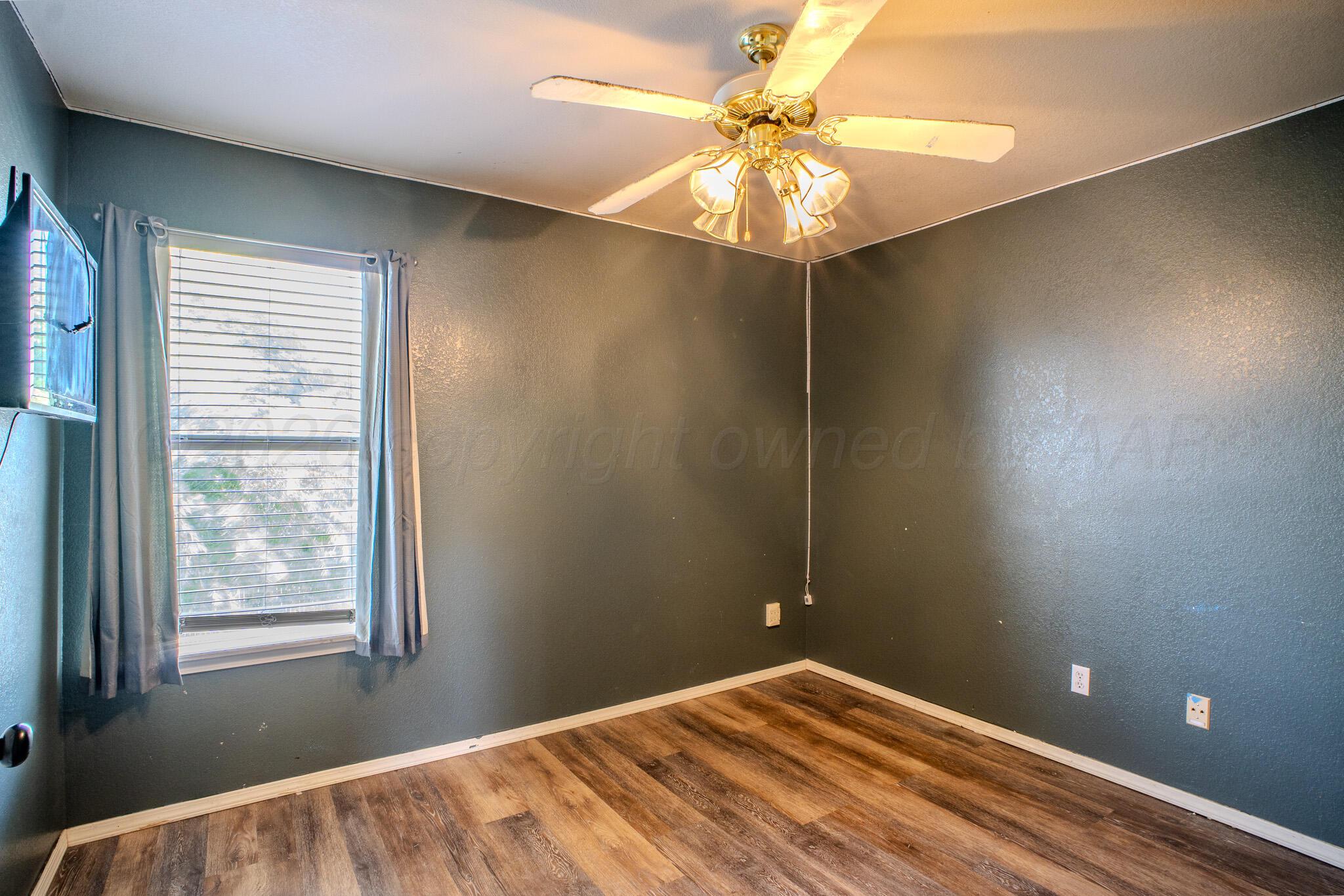 6212 S Bowie Street Property Photo 10