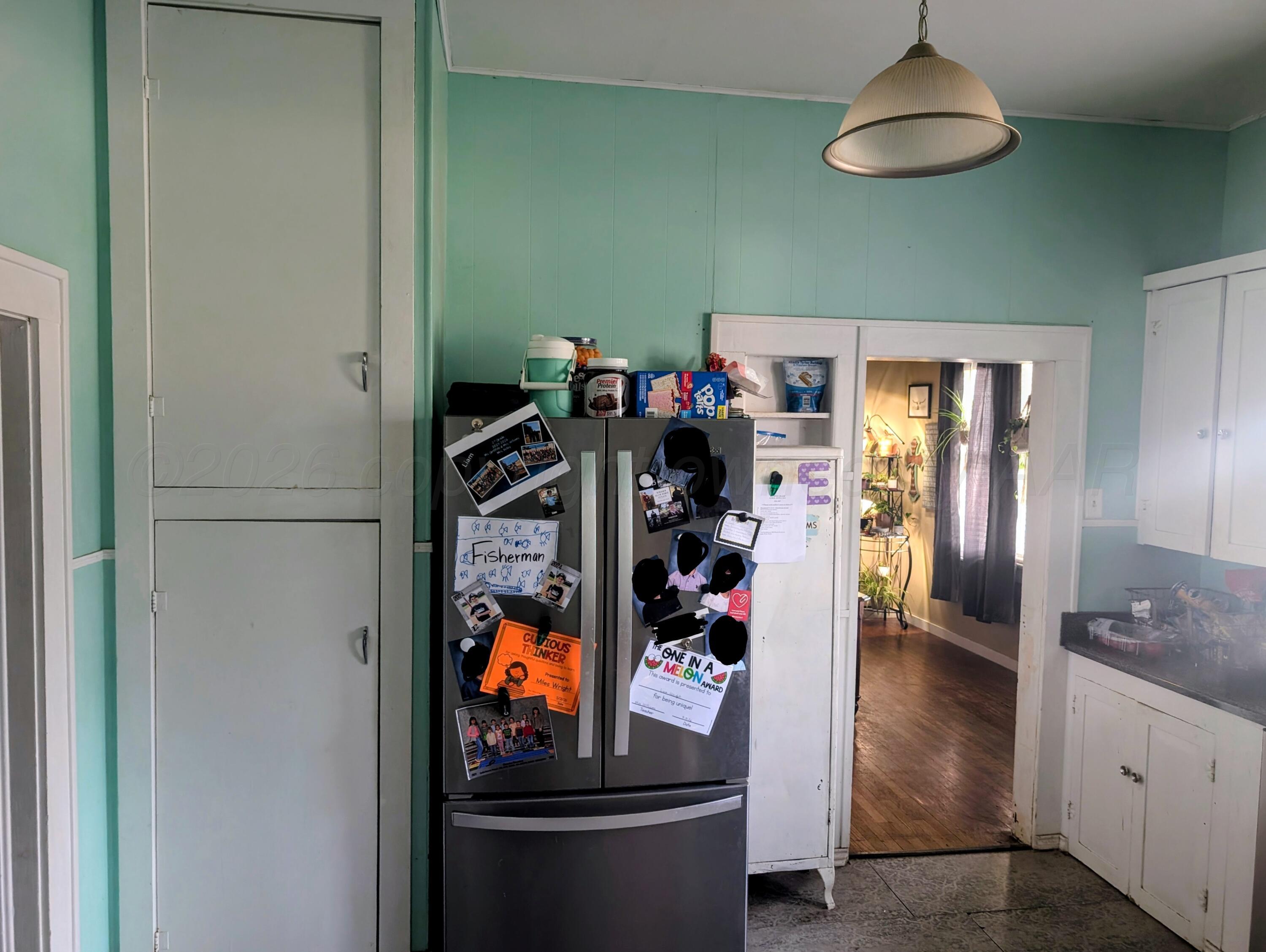 420 W 6th Street Property Photo 11