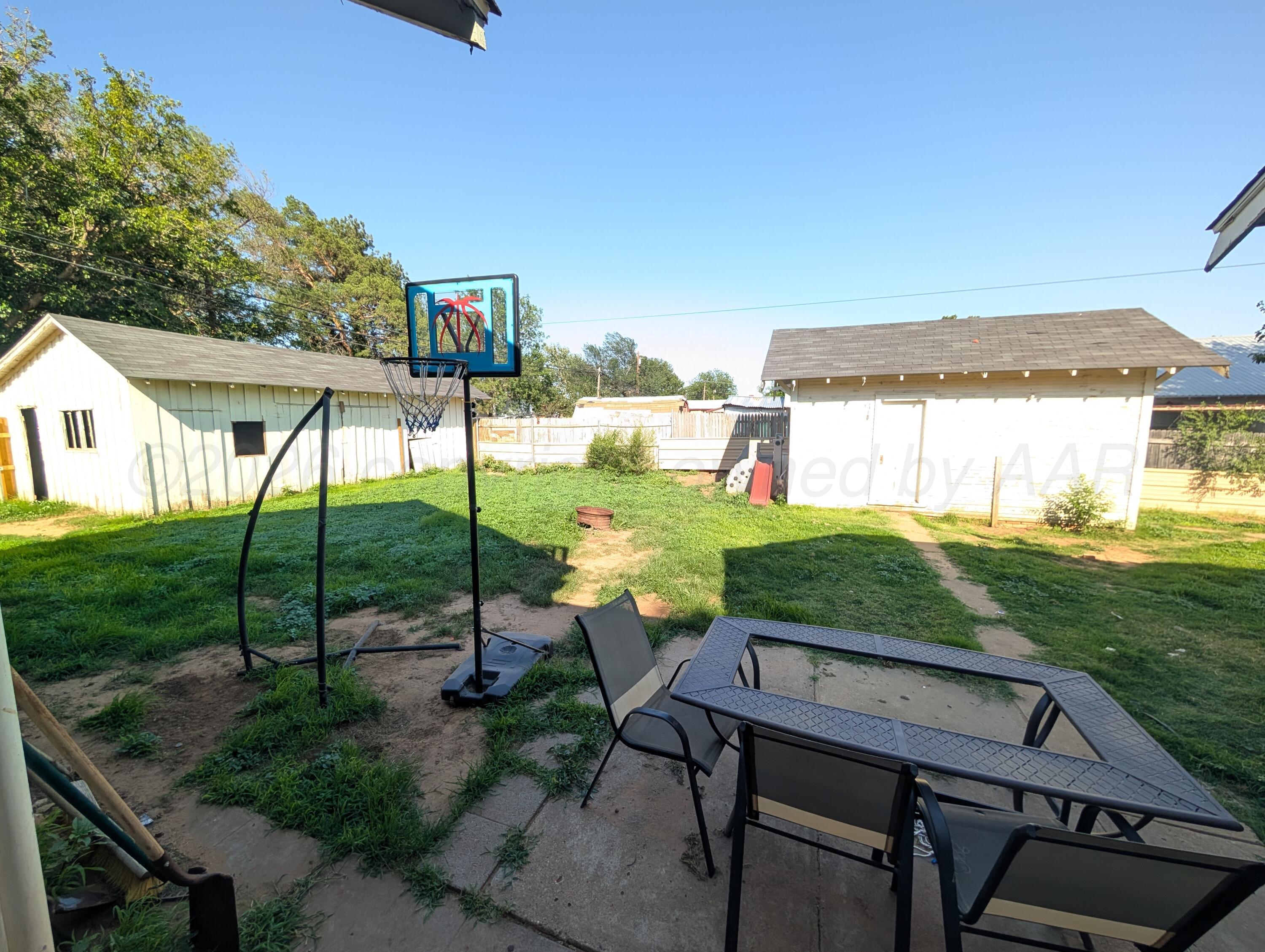 420 W 6th Street Property Photo 35