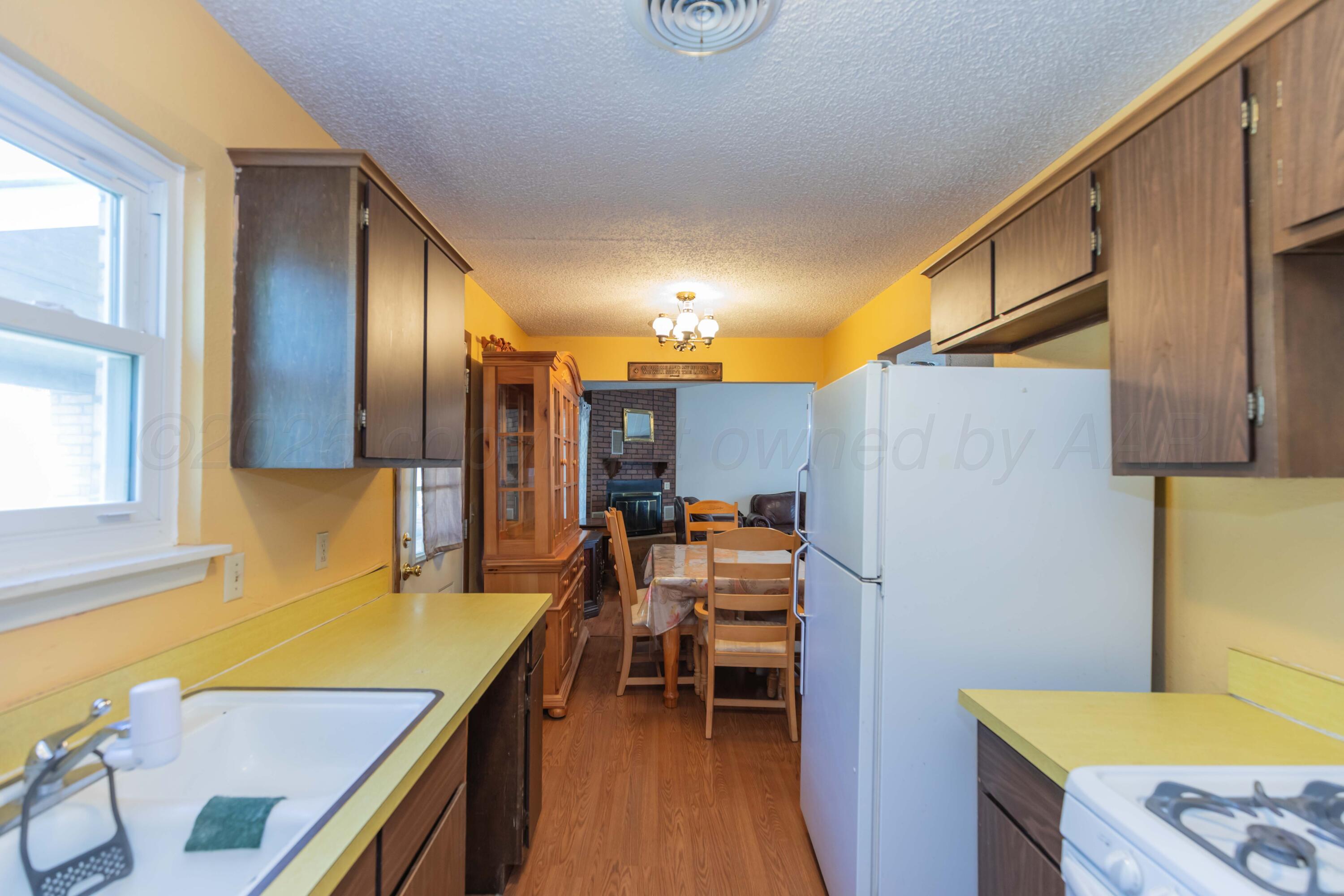 200 N Snider Street Property Photo 8
