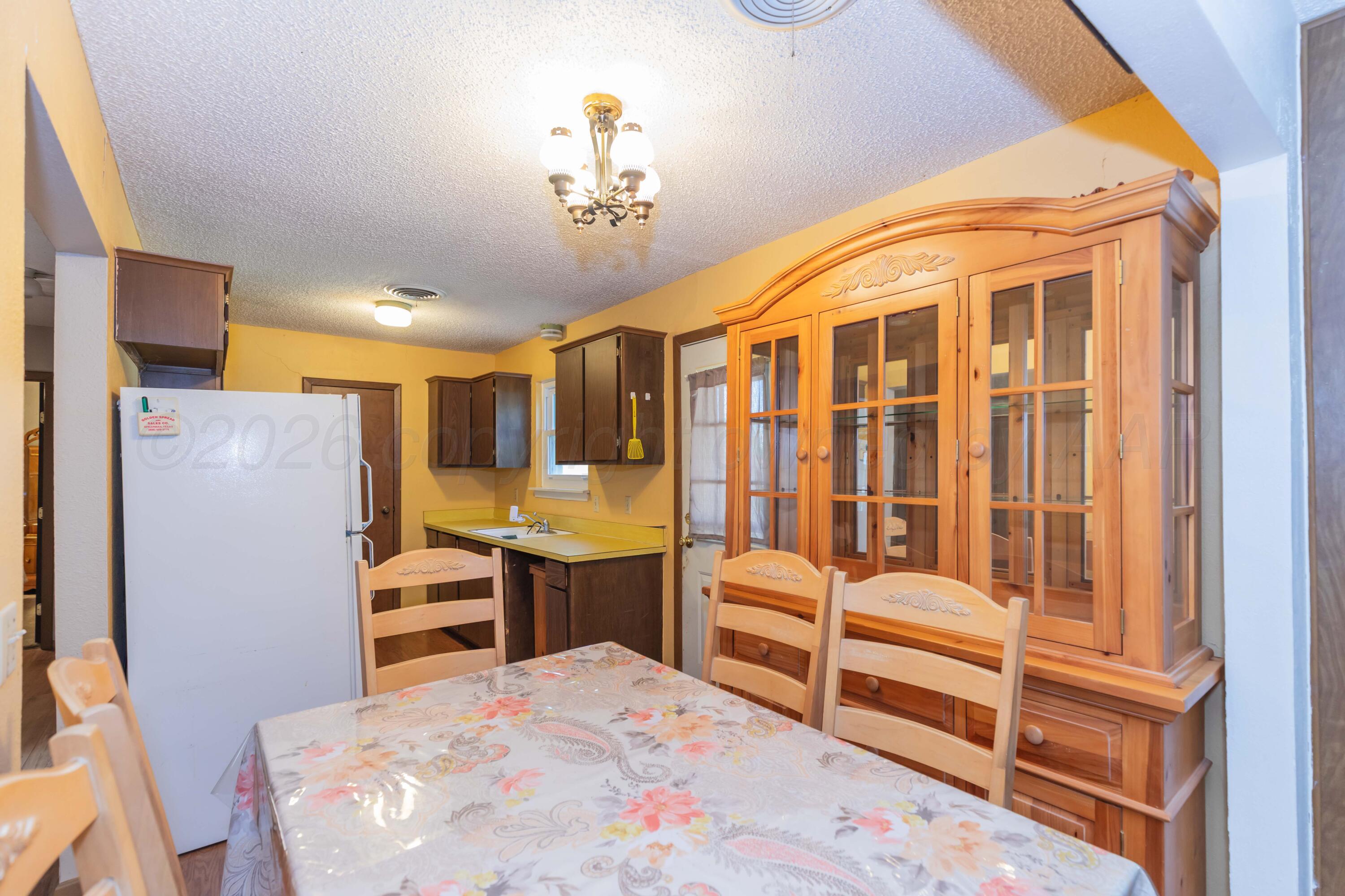 200 N Snider Street Property Photo 9