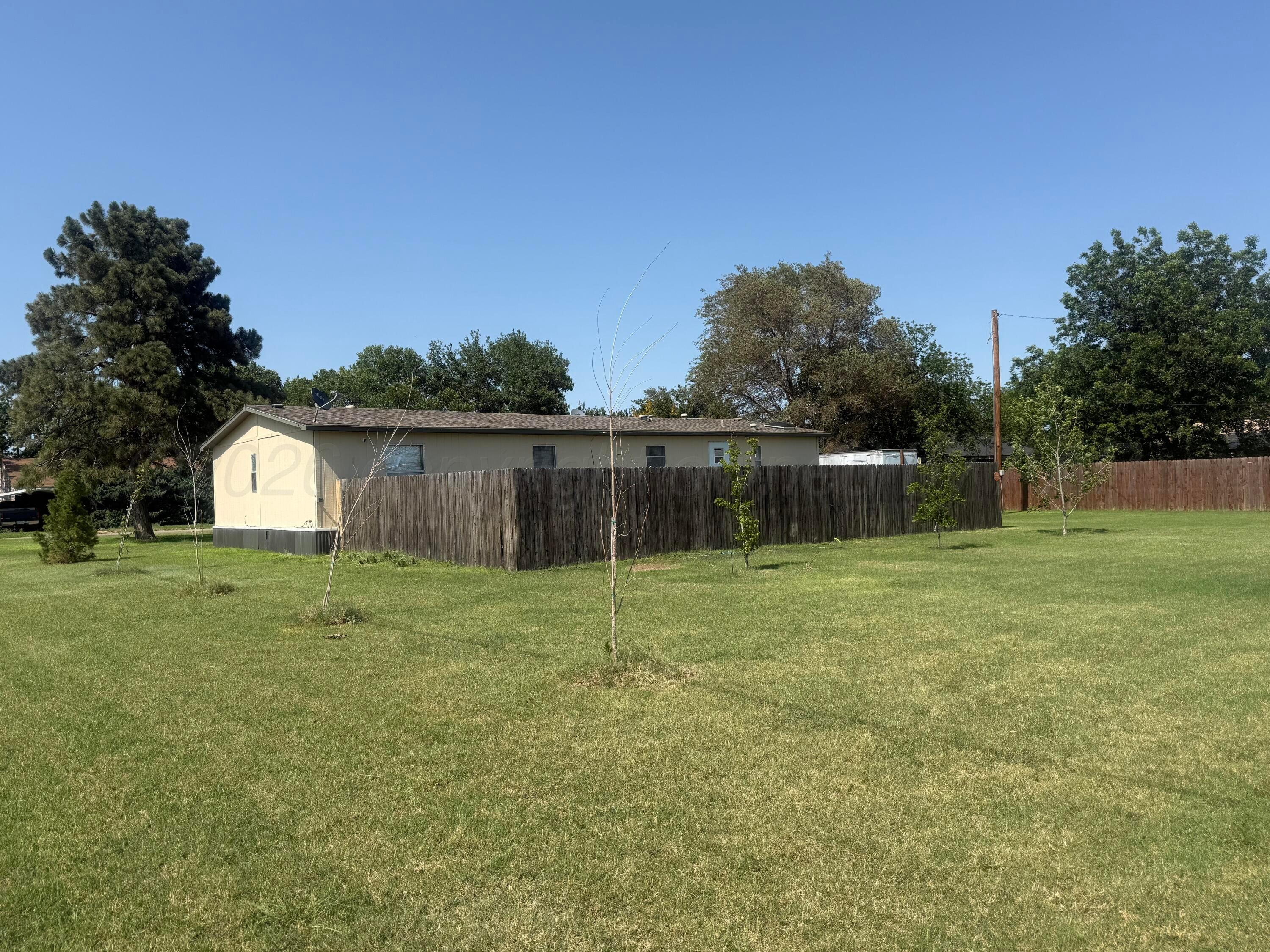 1020 Montgomery Street Property Photo 5