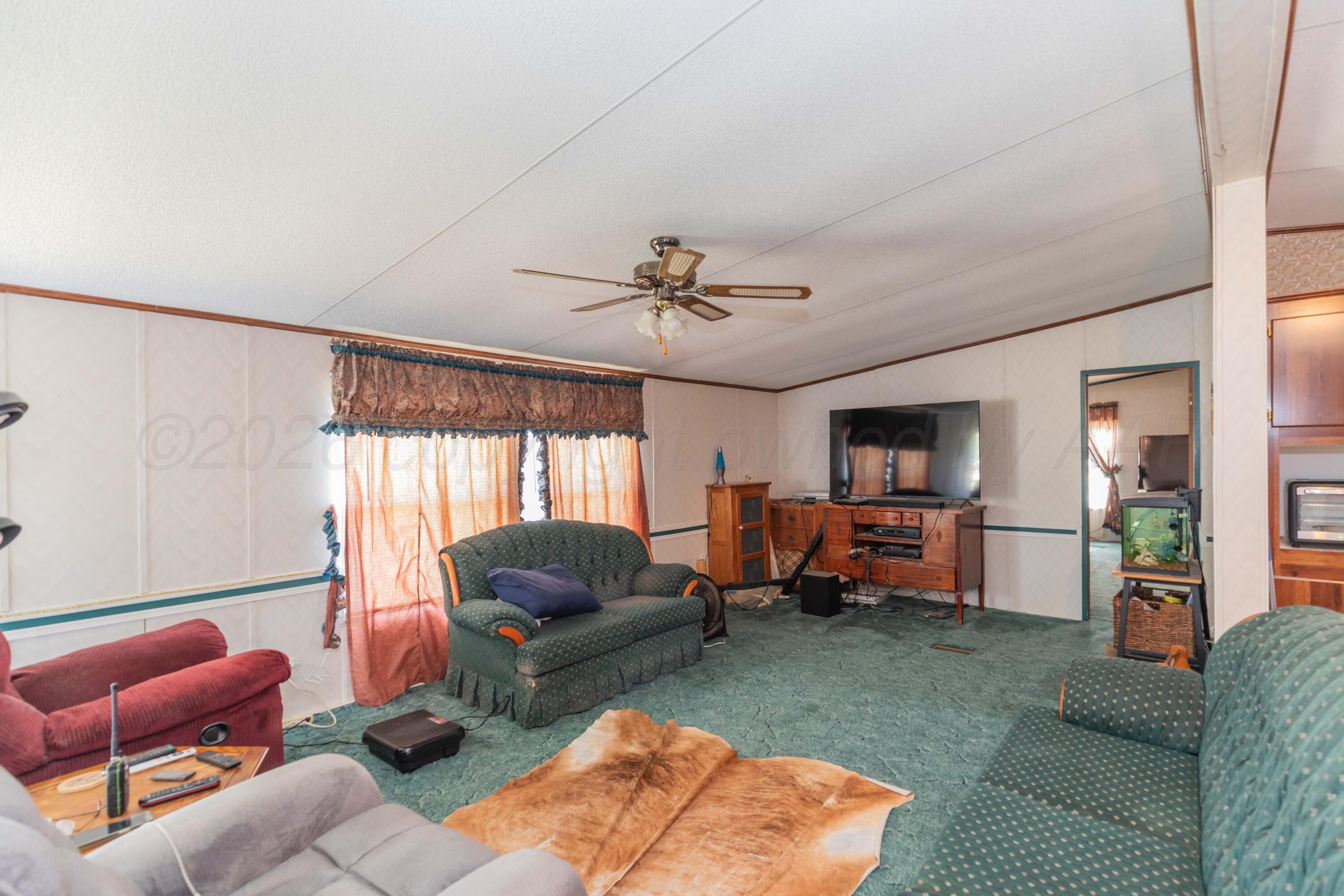 1020 Montgomery Street Property Photo 10