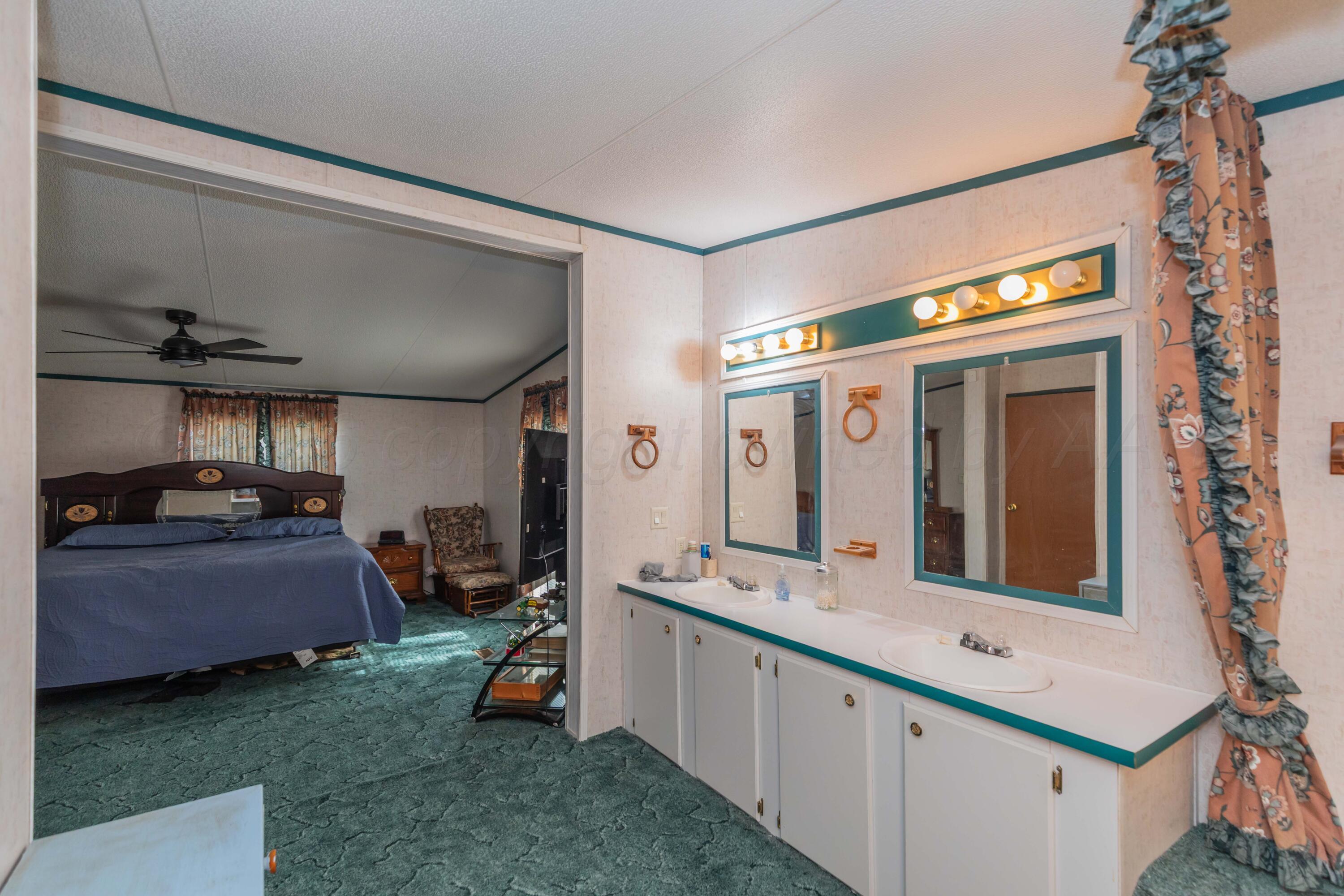 1020 Montgomery Street Property Photo 22
