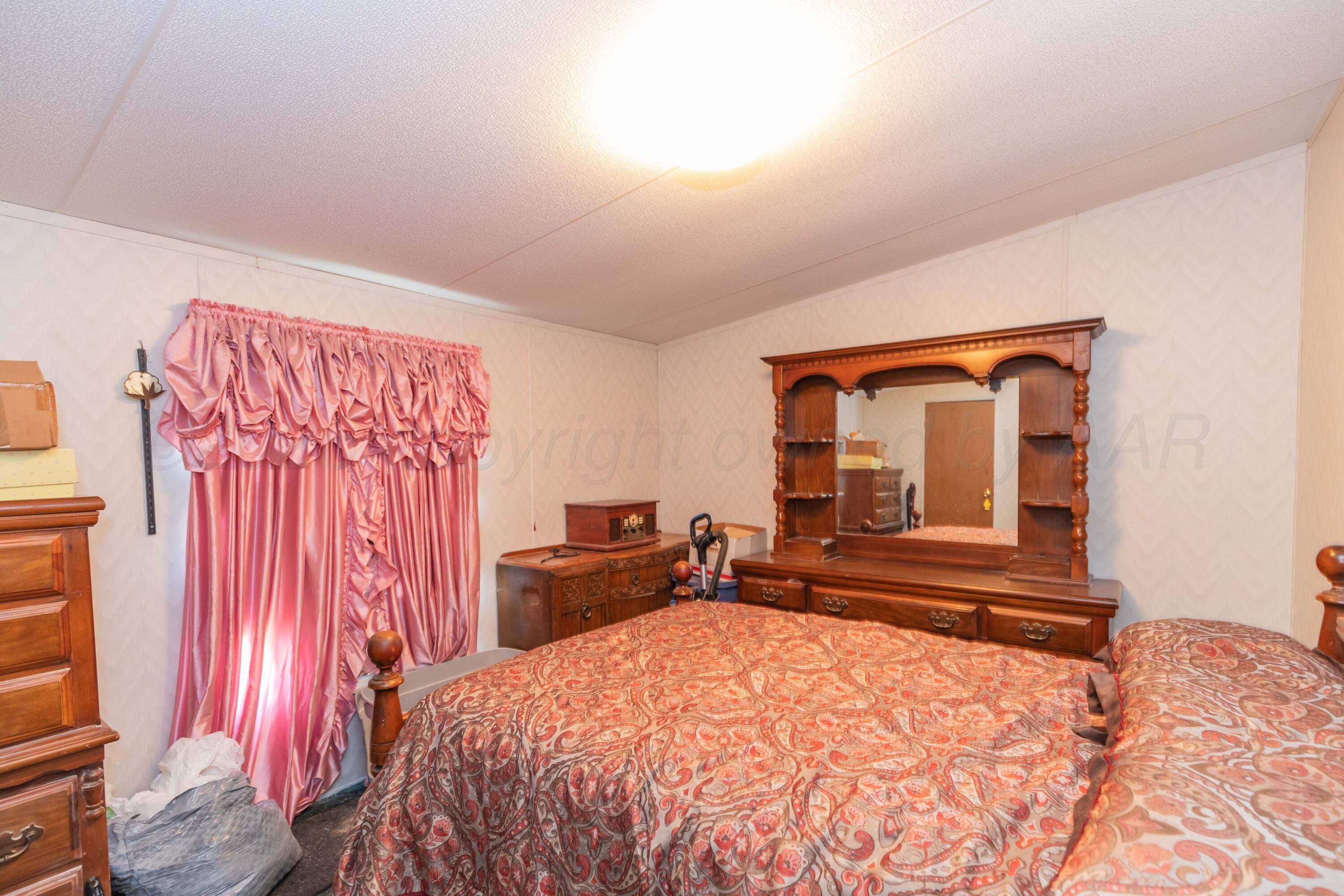 1020 Montgomery Street Property Photo 23