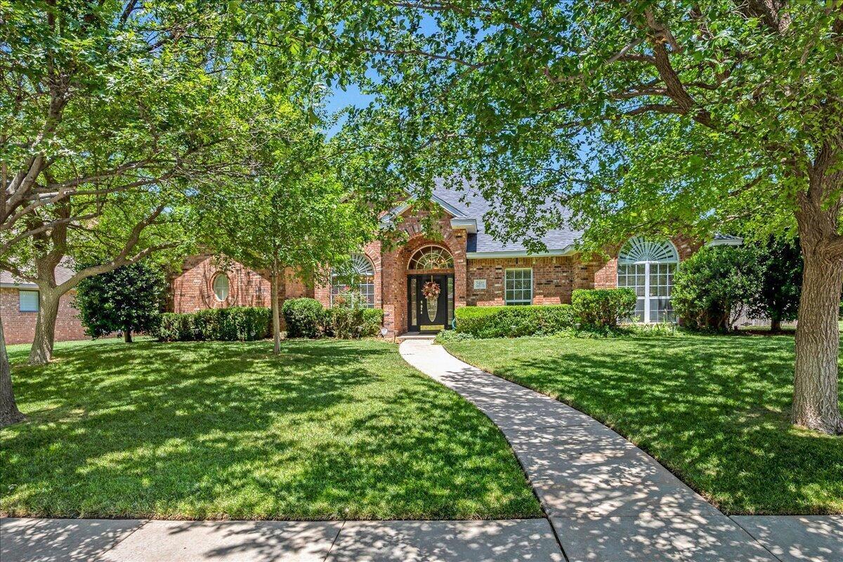 7402 Ashland Drive Property Photo 1