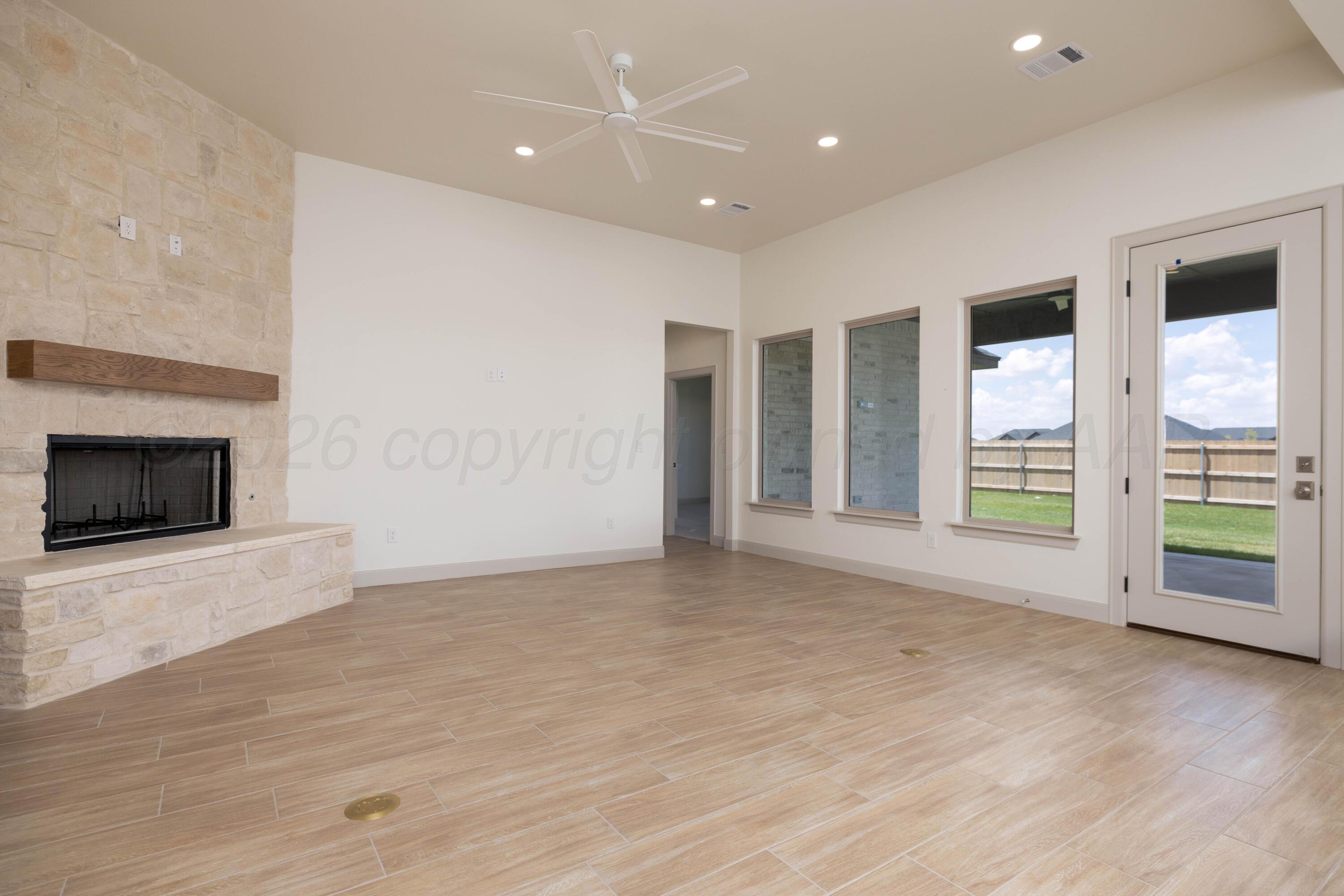 10150 Honeysuckle Road Property Photo 10