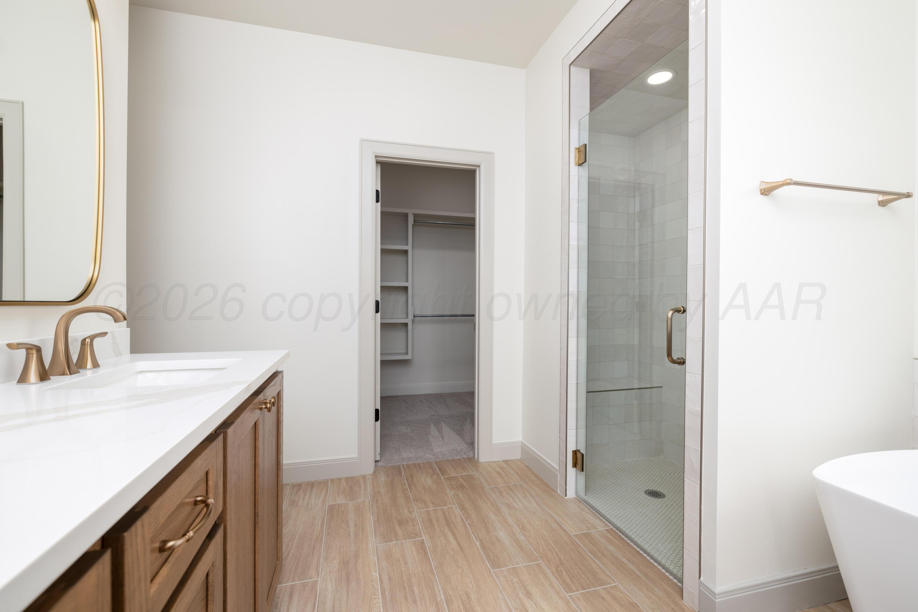 10150 Honeysuckle Road Property Photo 15