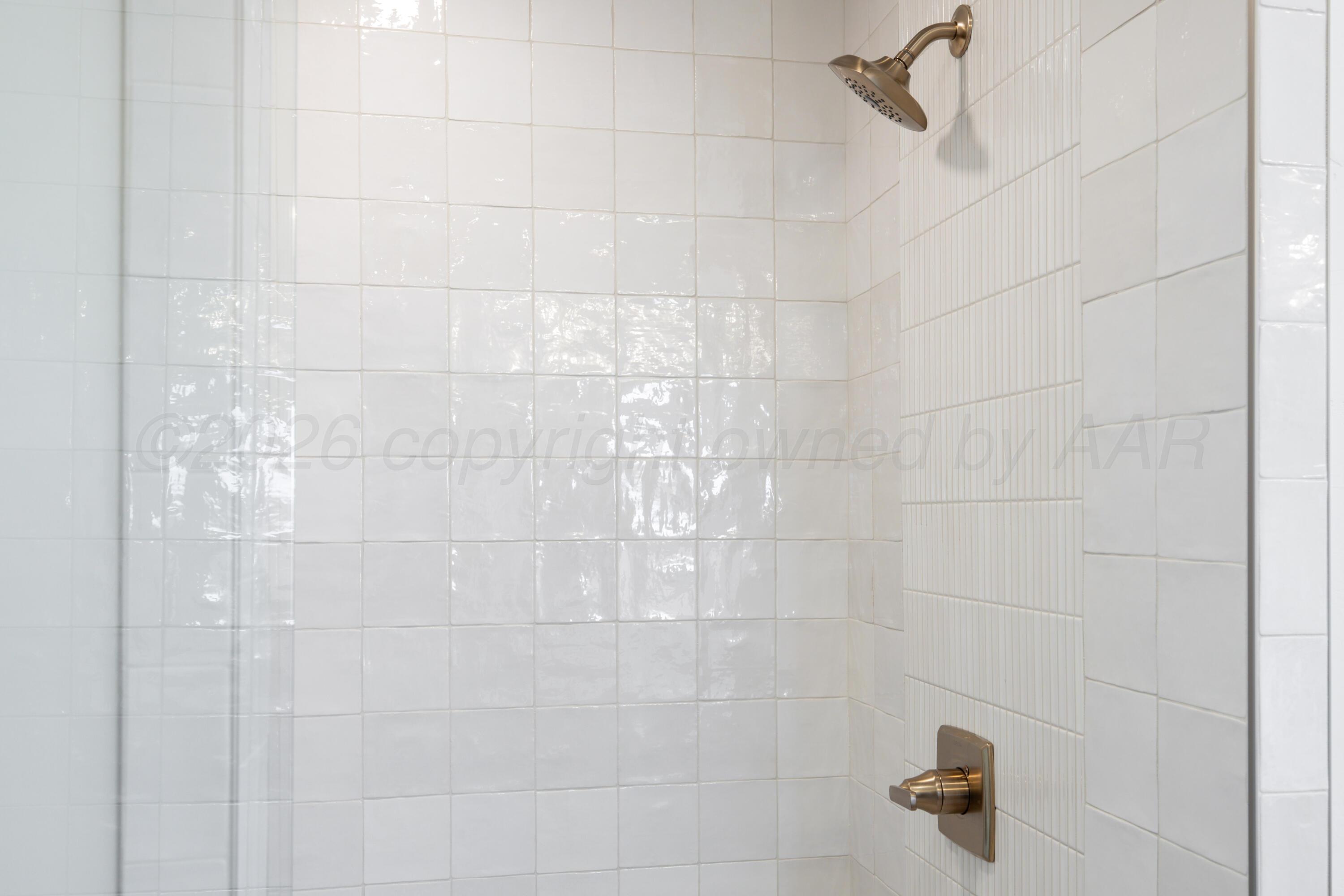 10150 Honeysuckle Road Property Photo 17