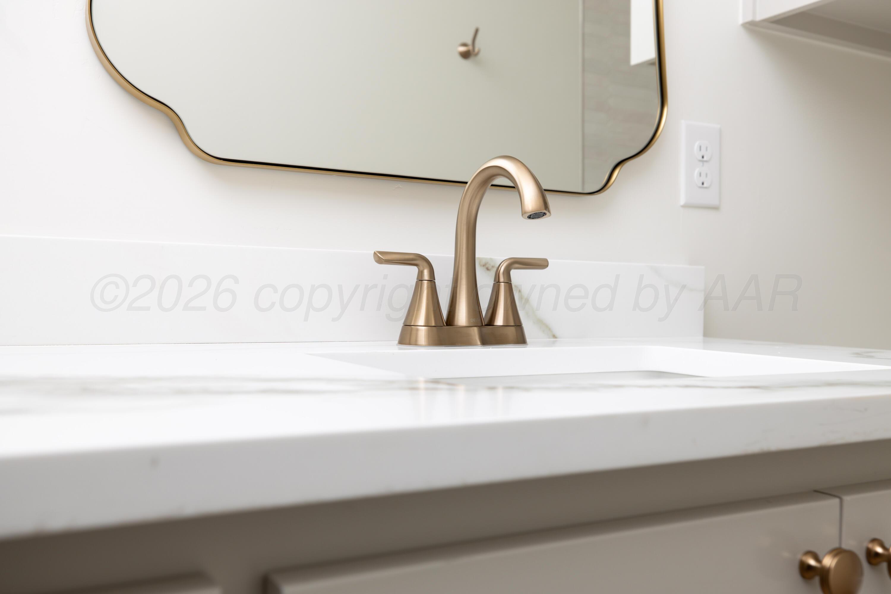10150 Honeysuckle Road Property Photo 21