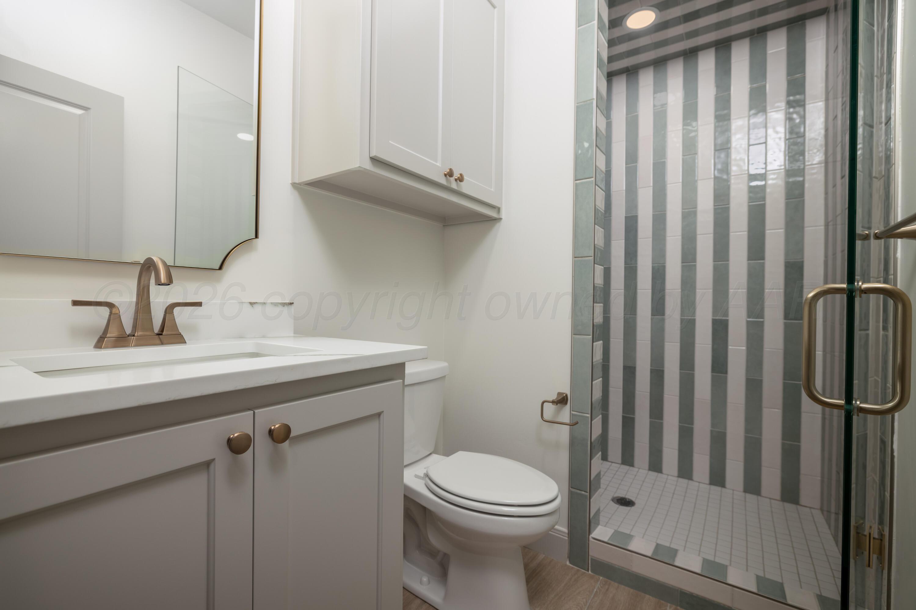 10150 Honeysuckle Road Property Photo 24