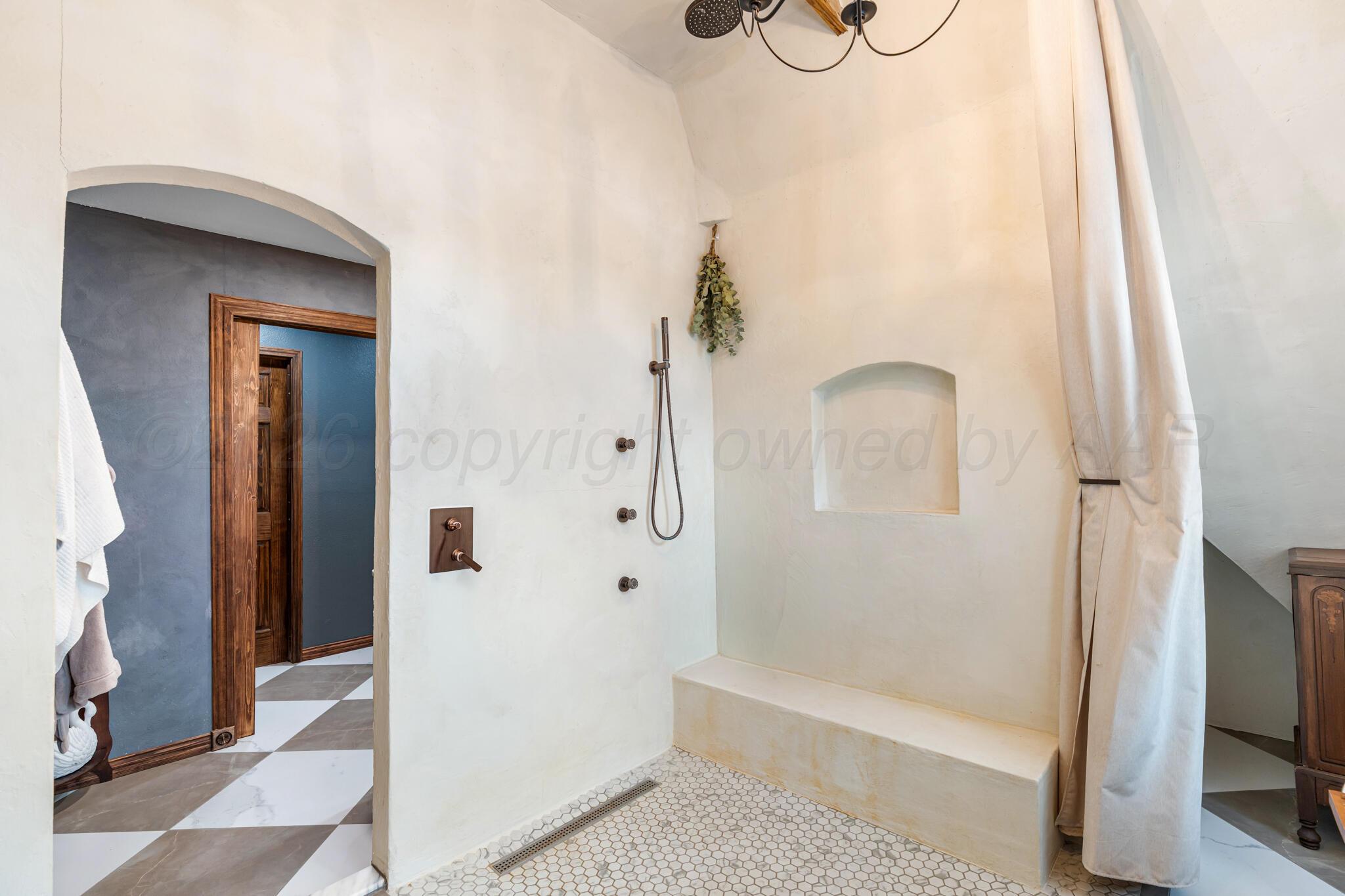 907 Broadmoor Street Property Photo 39