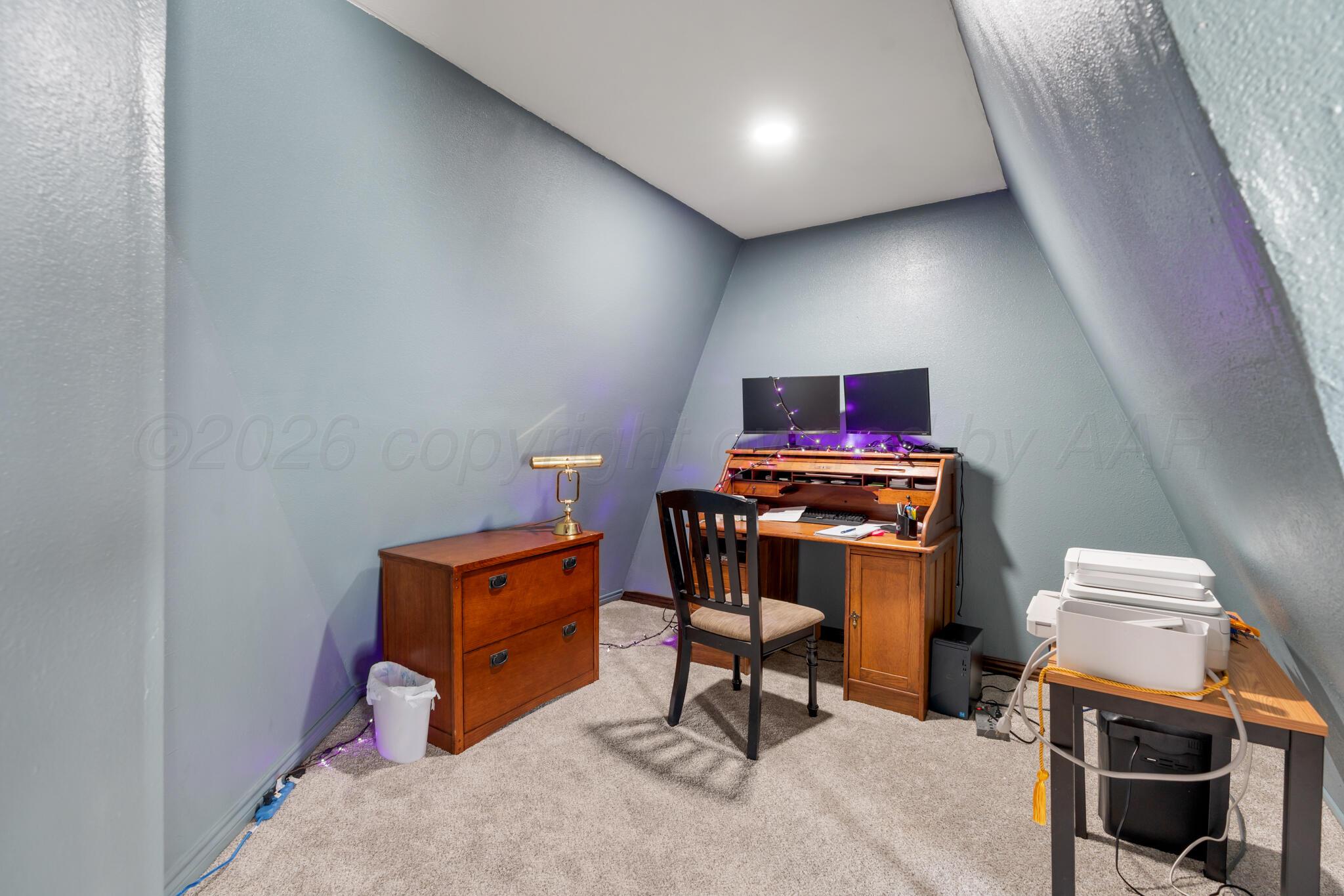 907 Broadmoor Street Property Photo 45