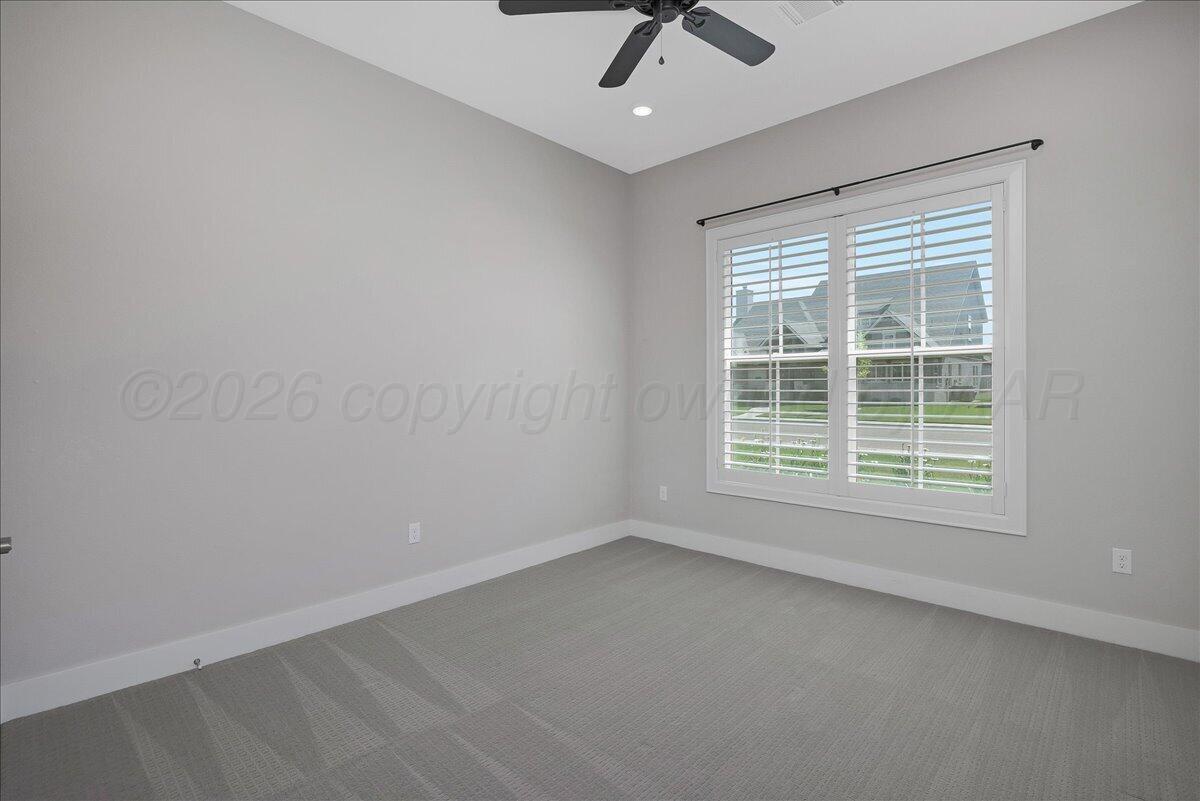6300 Foley Square Street Property Photo 18