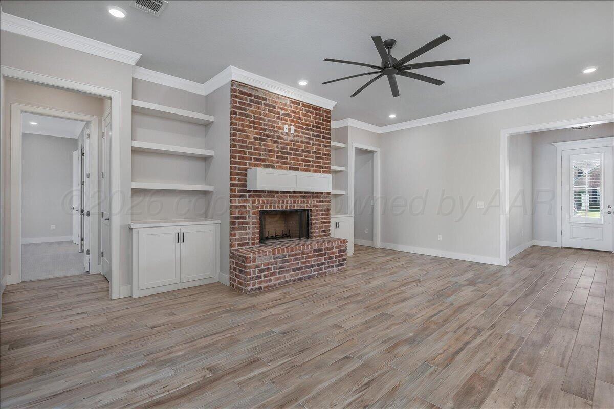 6300 Foley Square Street Property Photo 32