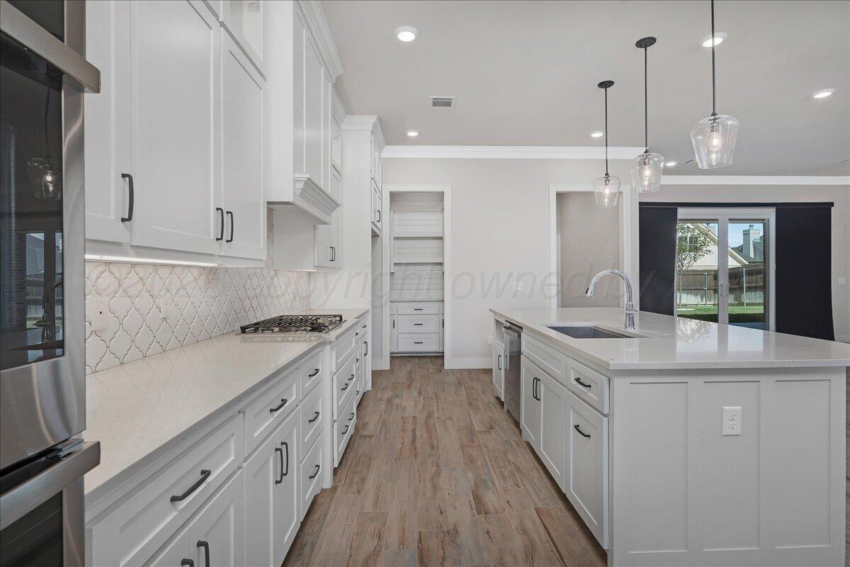 6300 Foley Square Street Property Photo 36