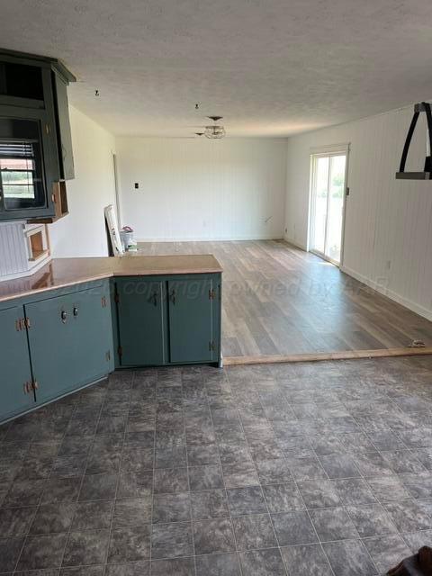 5099 Boykin Drive Property Photo 4