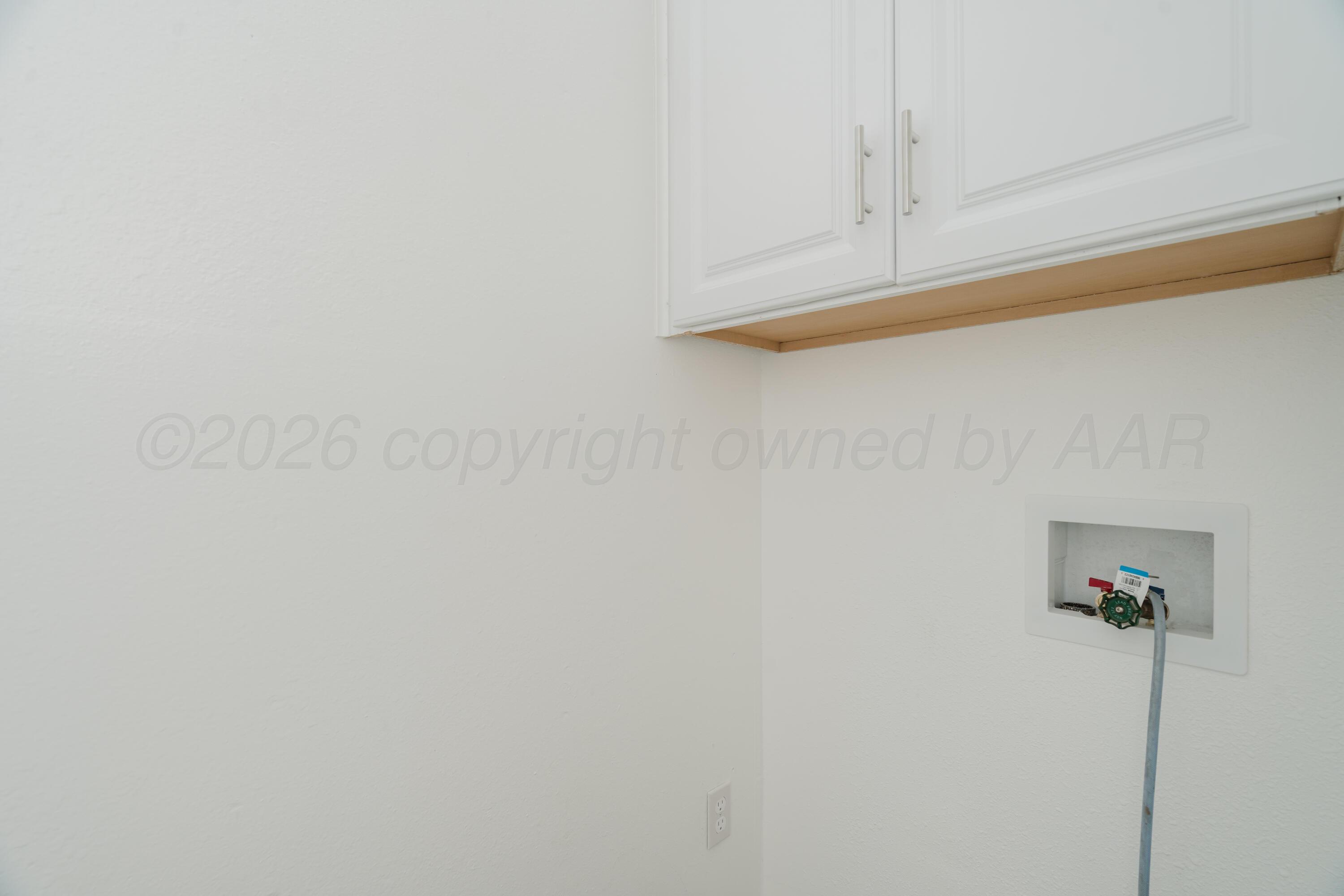 207 N Birge Avenue Property Photo 11