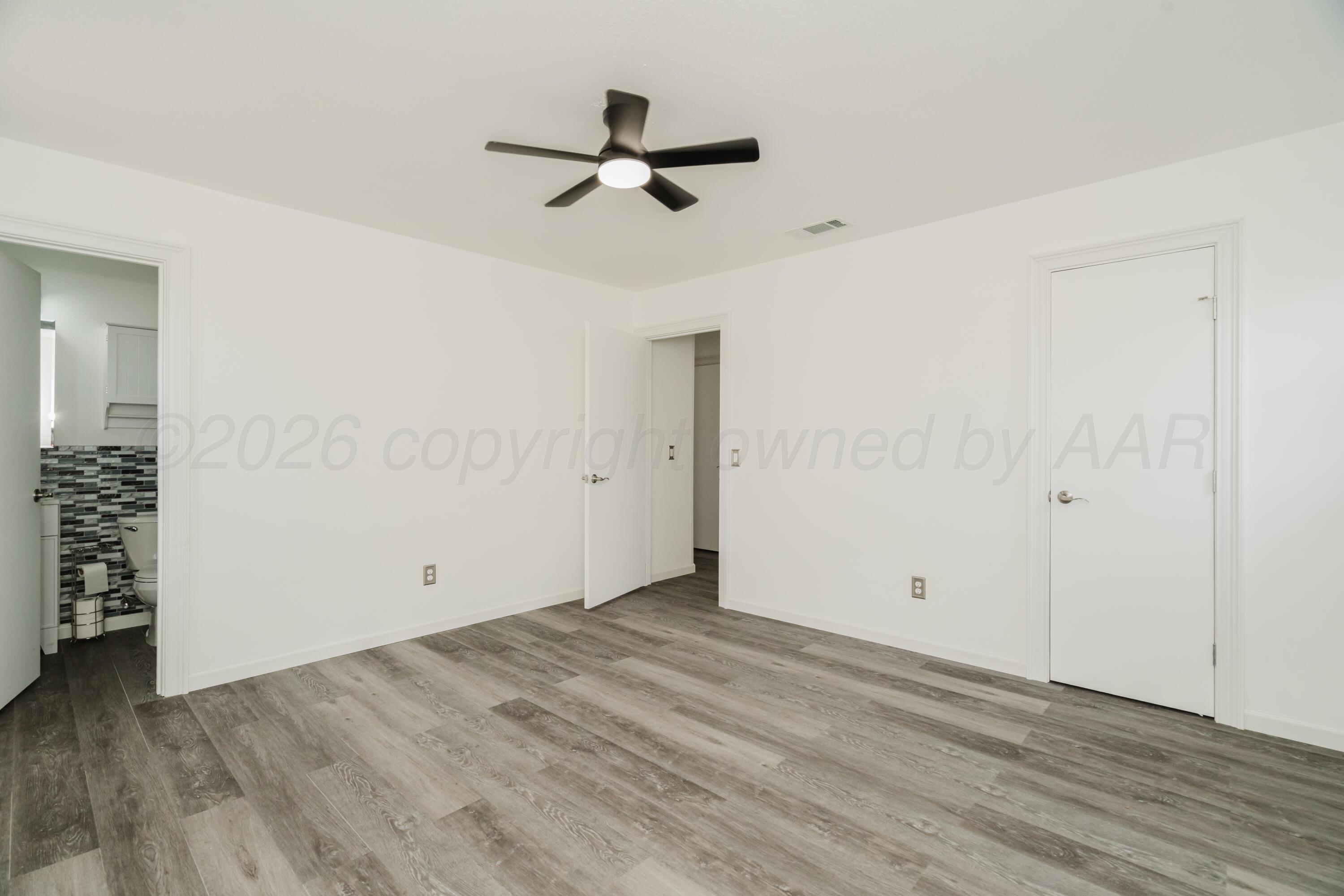 207 N Birge Avenue Property Photo 20