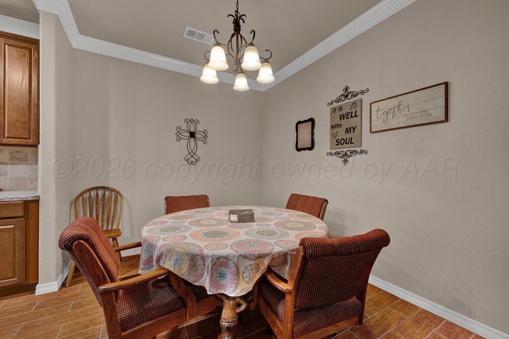 7128 Mosley Street Property Photo 4