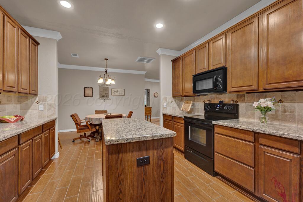 7128 Mosley Street Property Photo 11