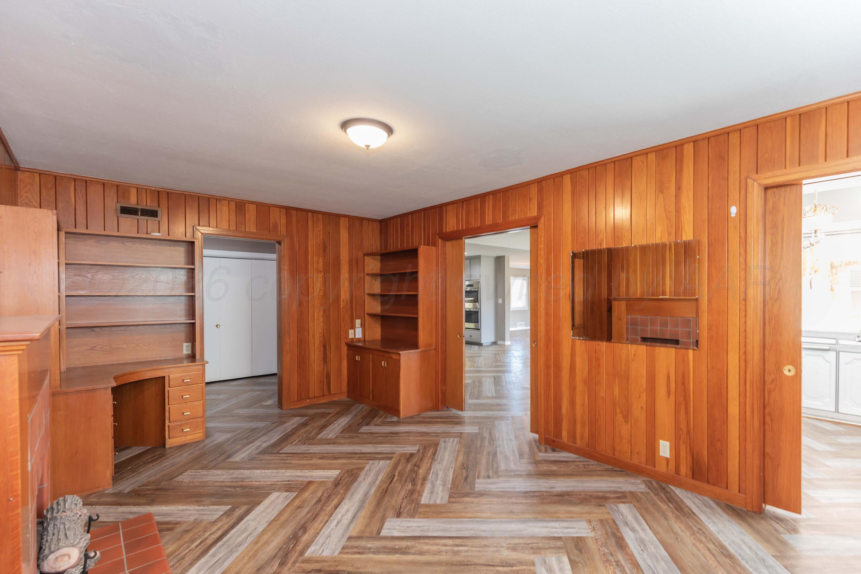 304 S Endicott Street Property Photo 17