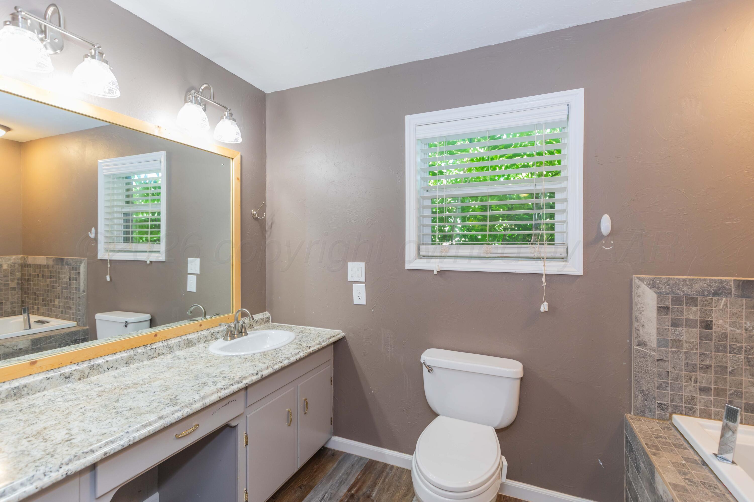 304 S Endicott Street Property Photo 28