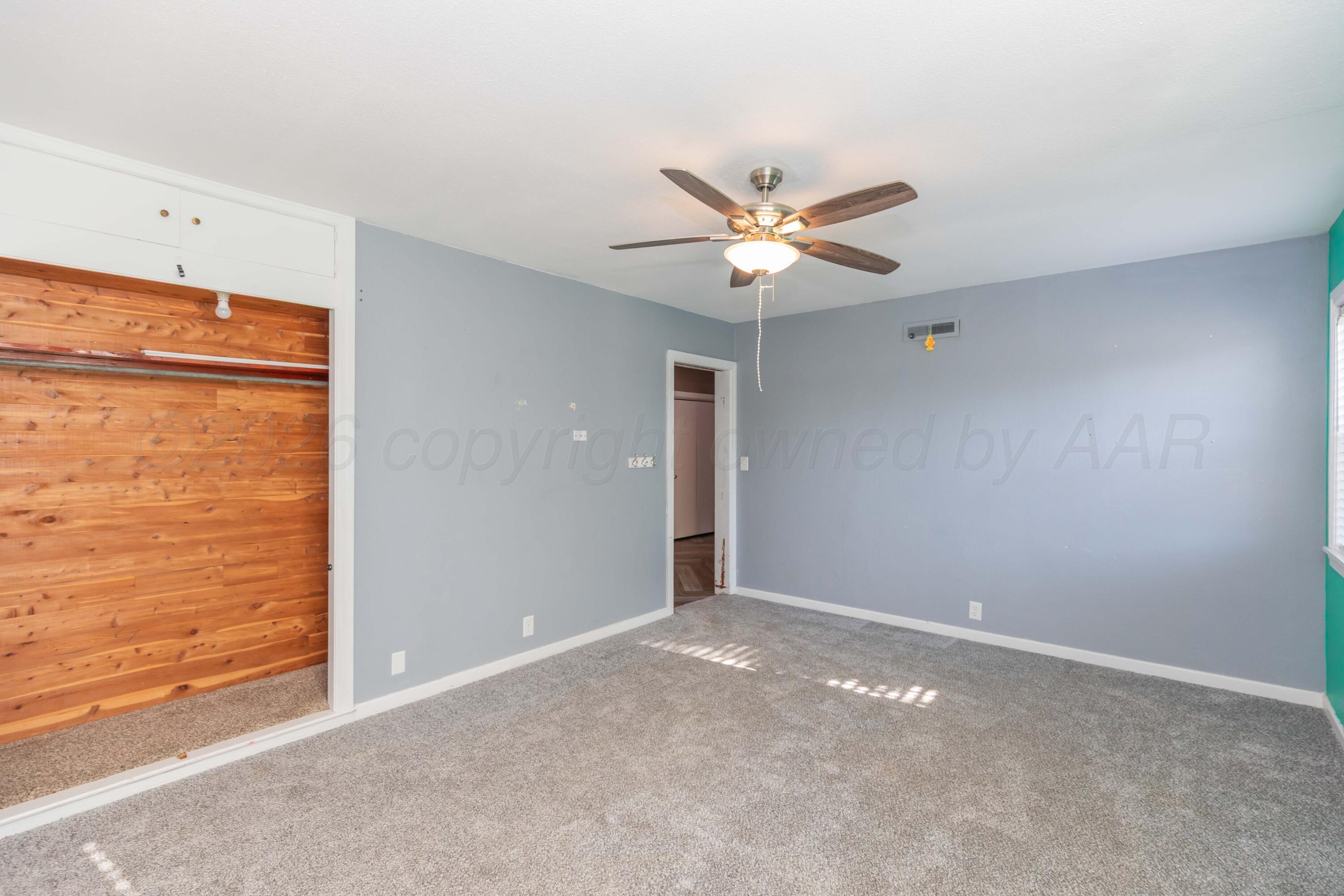 304 S Endicott Street Property Photo 41