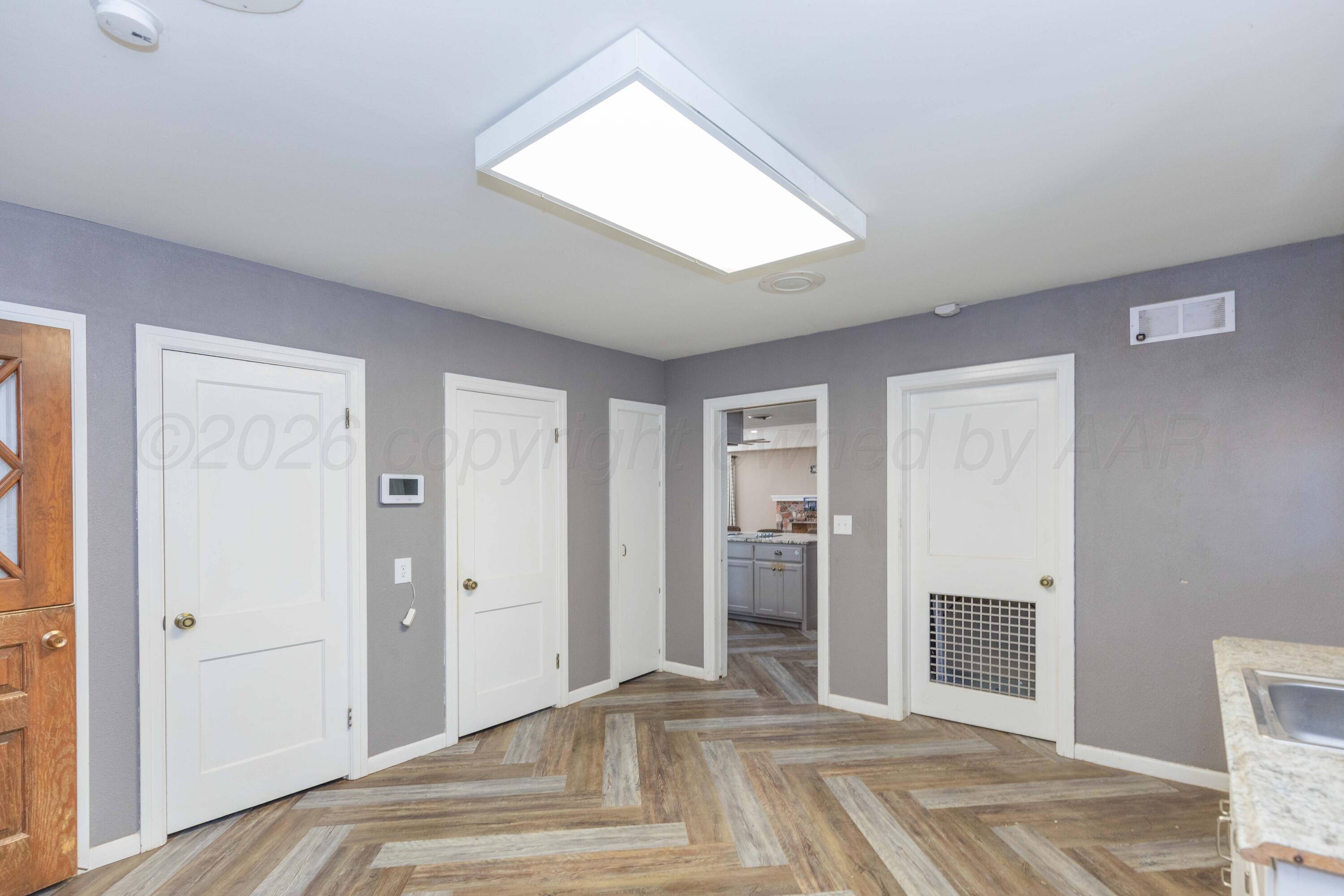 304 S Endicott Street Property Photo 49