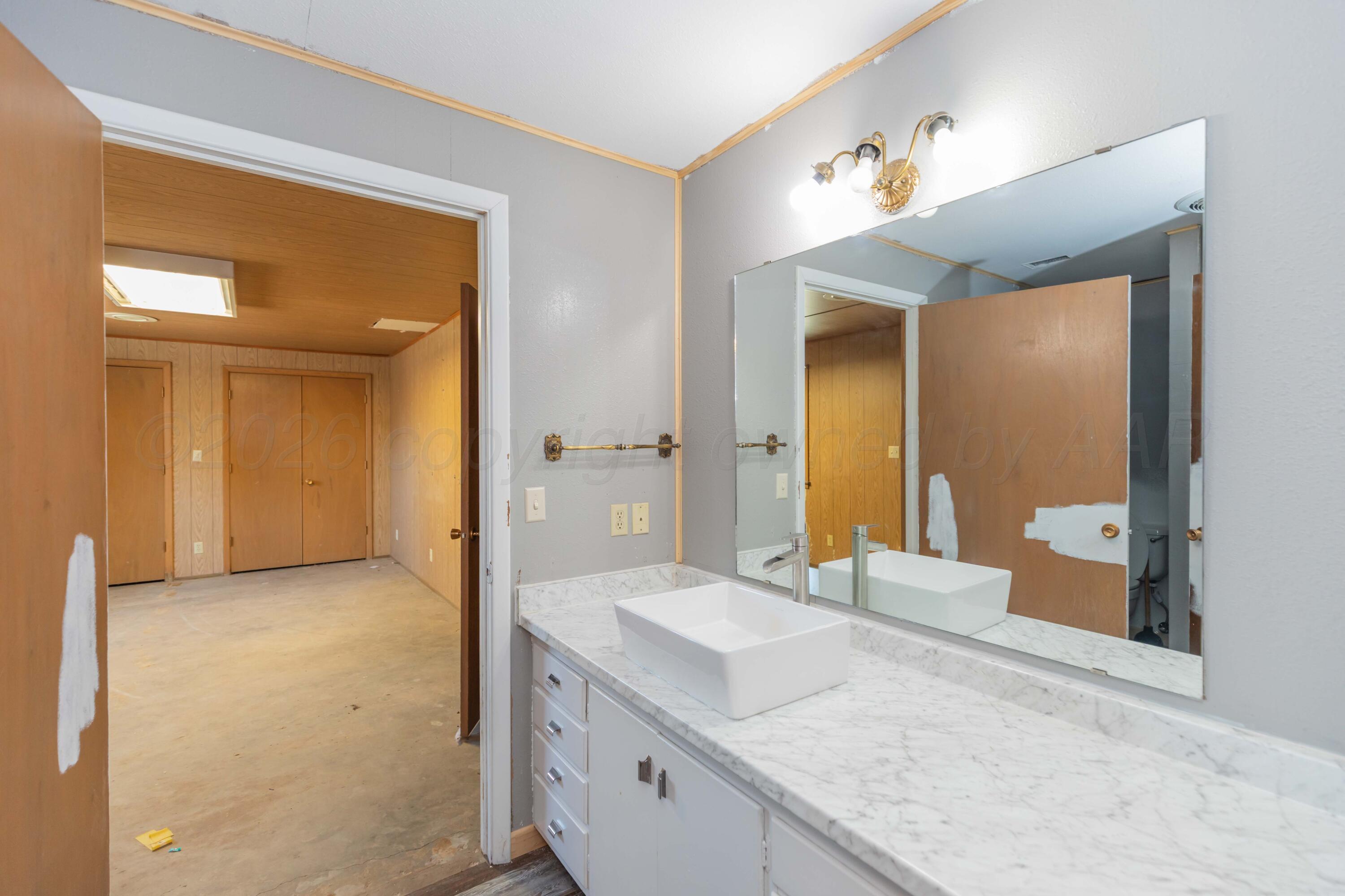 304 S Endicott Street Property Photo 53