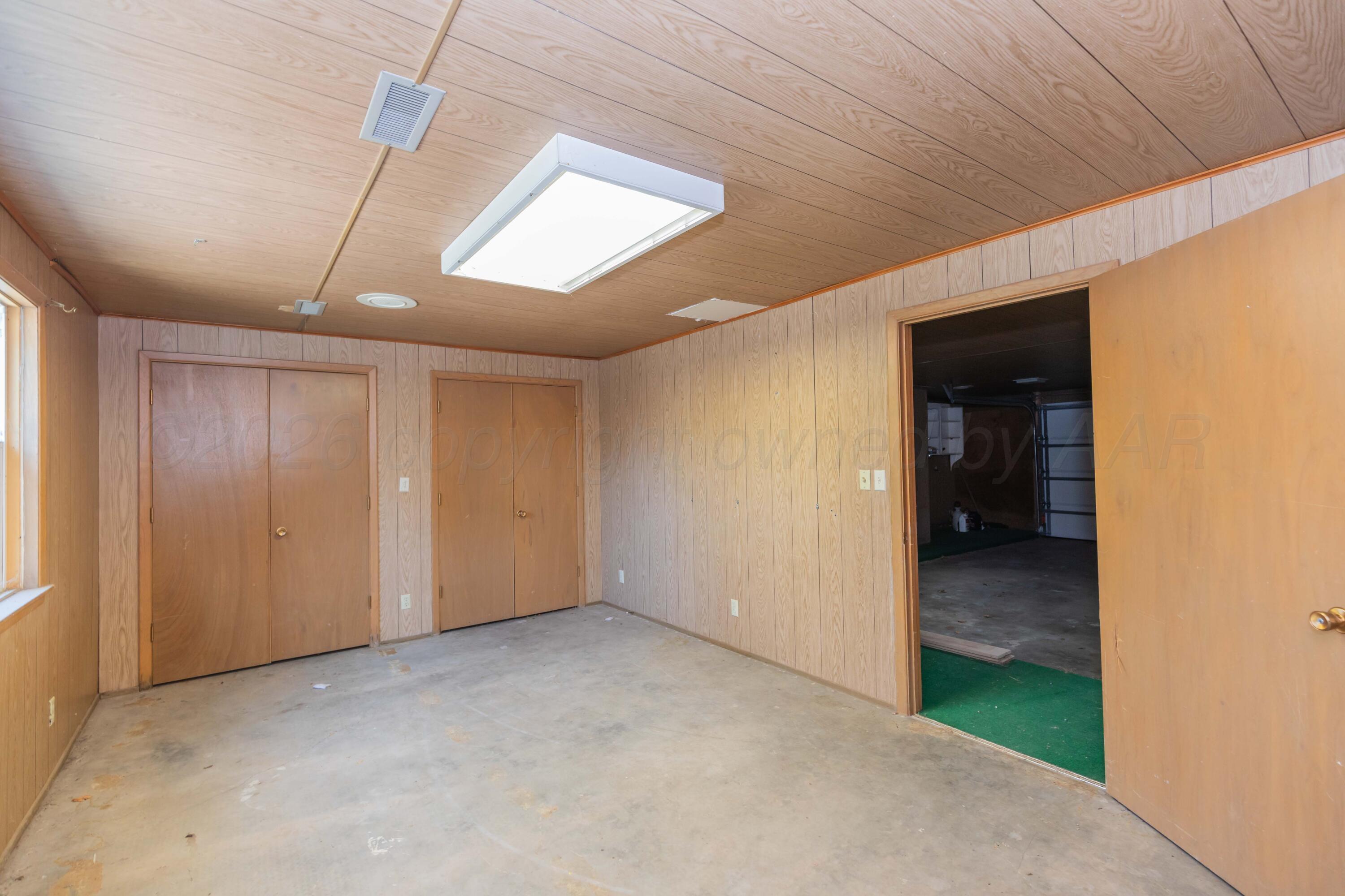 304 S Endicott Street Property Photo 54