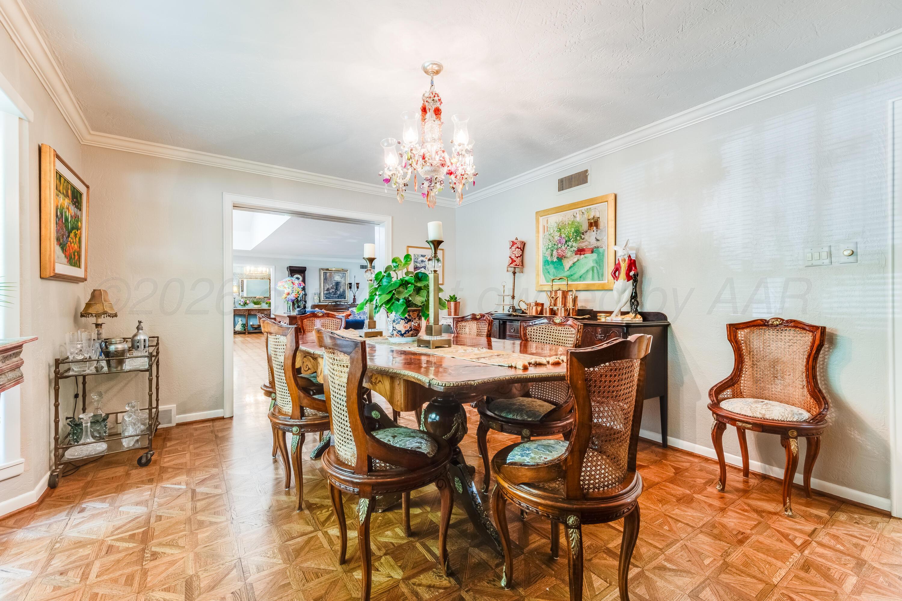 2808 S Bonham Street Property Photo 8