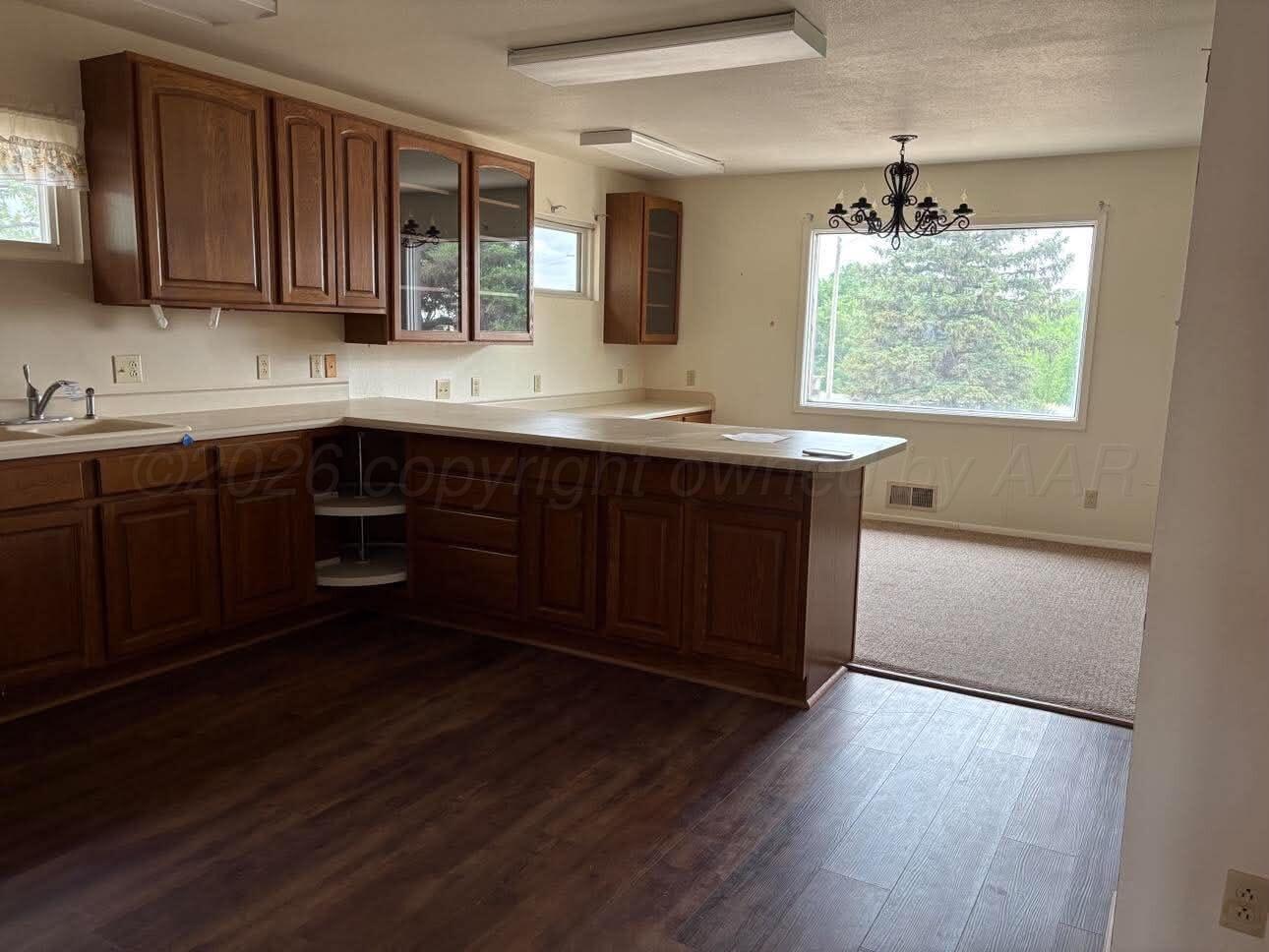 1200 E Harvester Avenue Property Photo 6