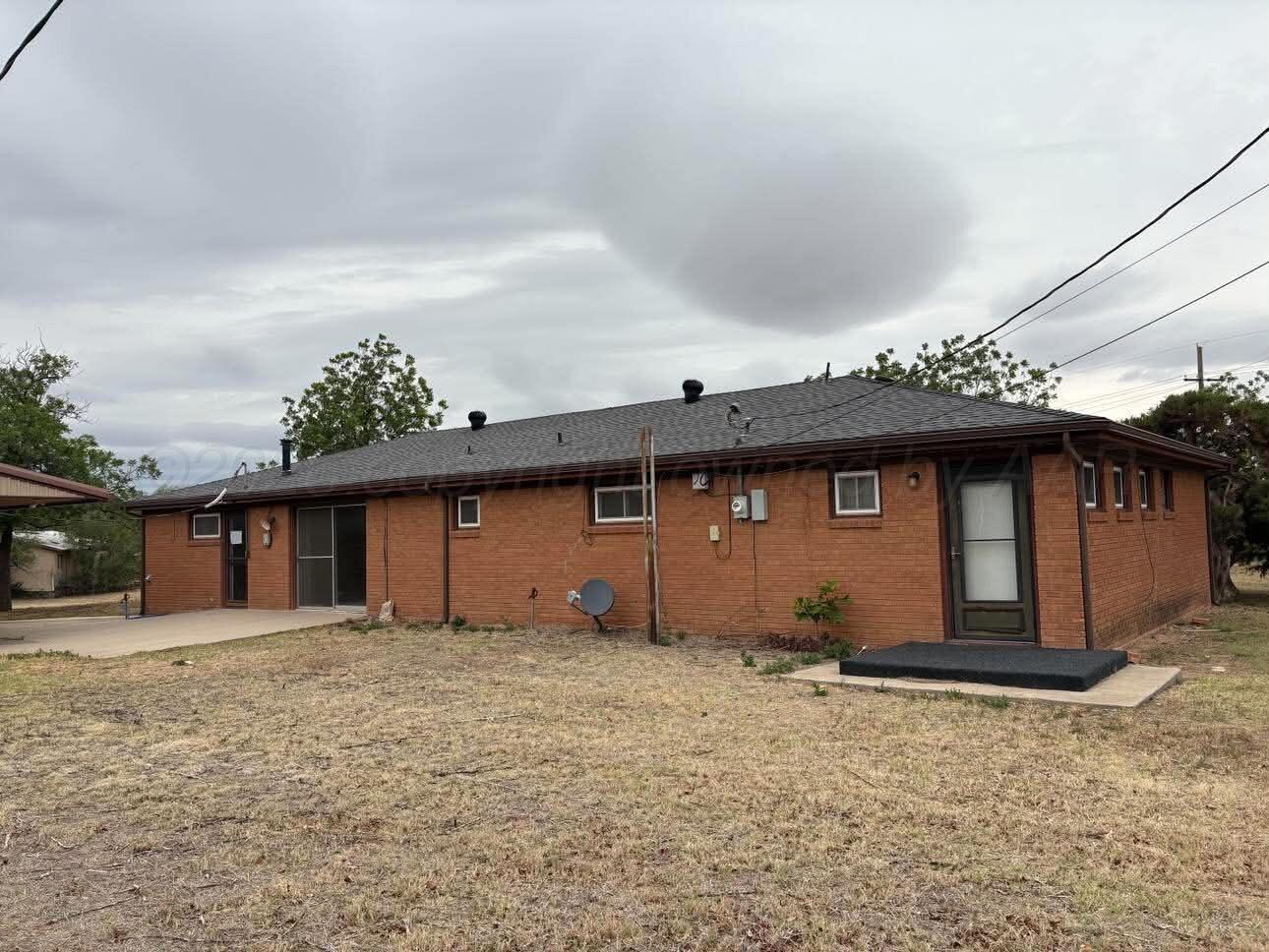 1200 E Harvester Avenue Property Photo 14