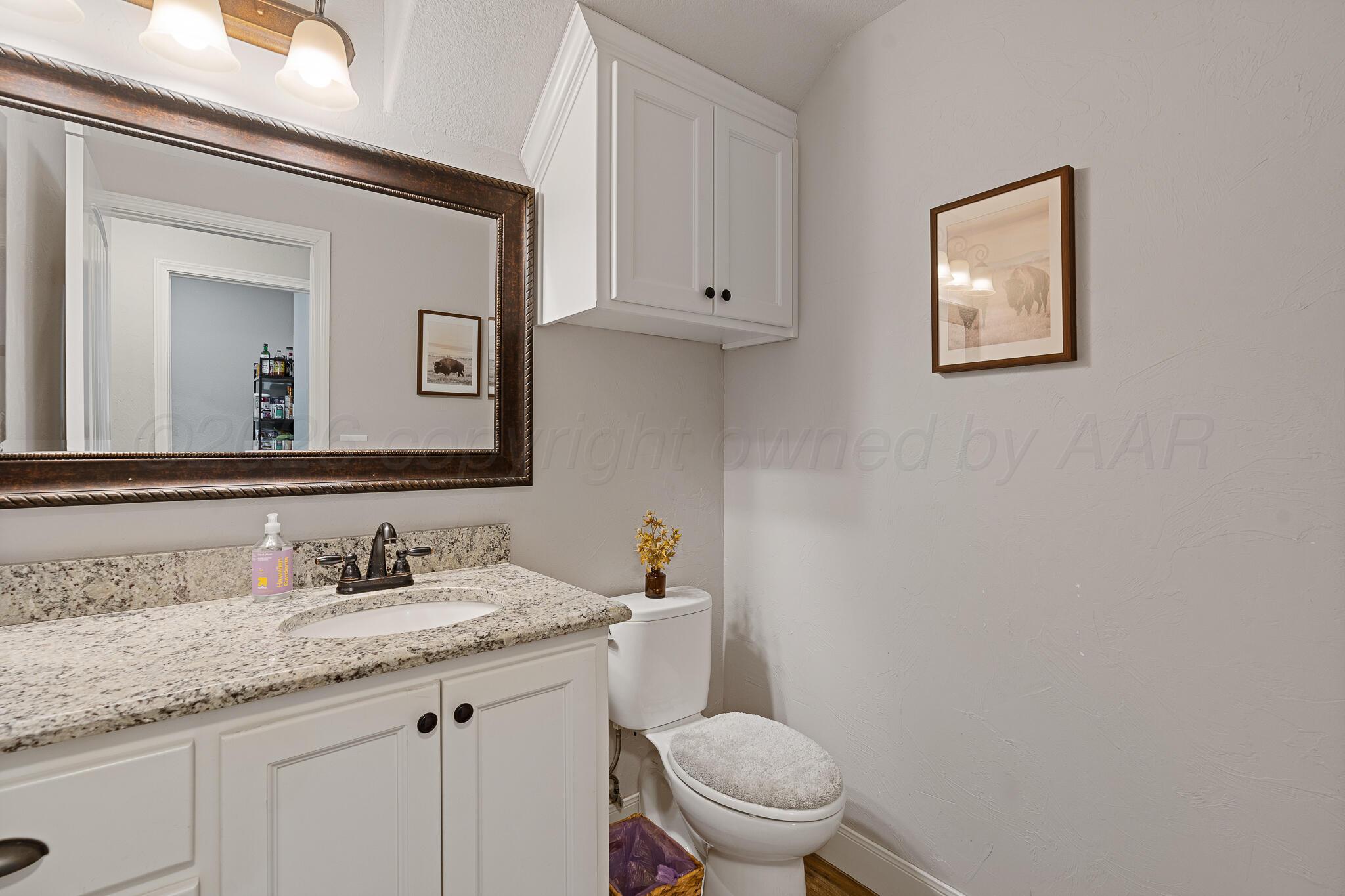 19000 Spirit Loop Property Photo 24