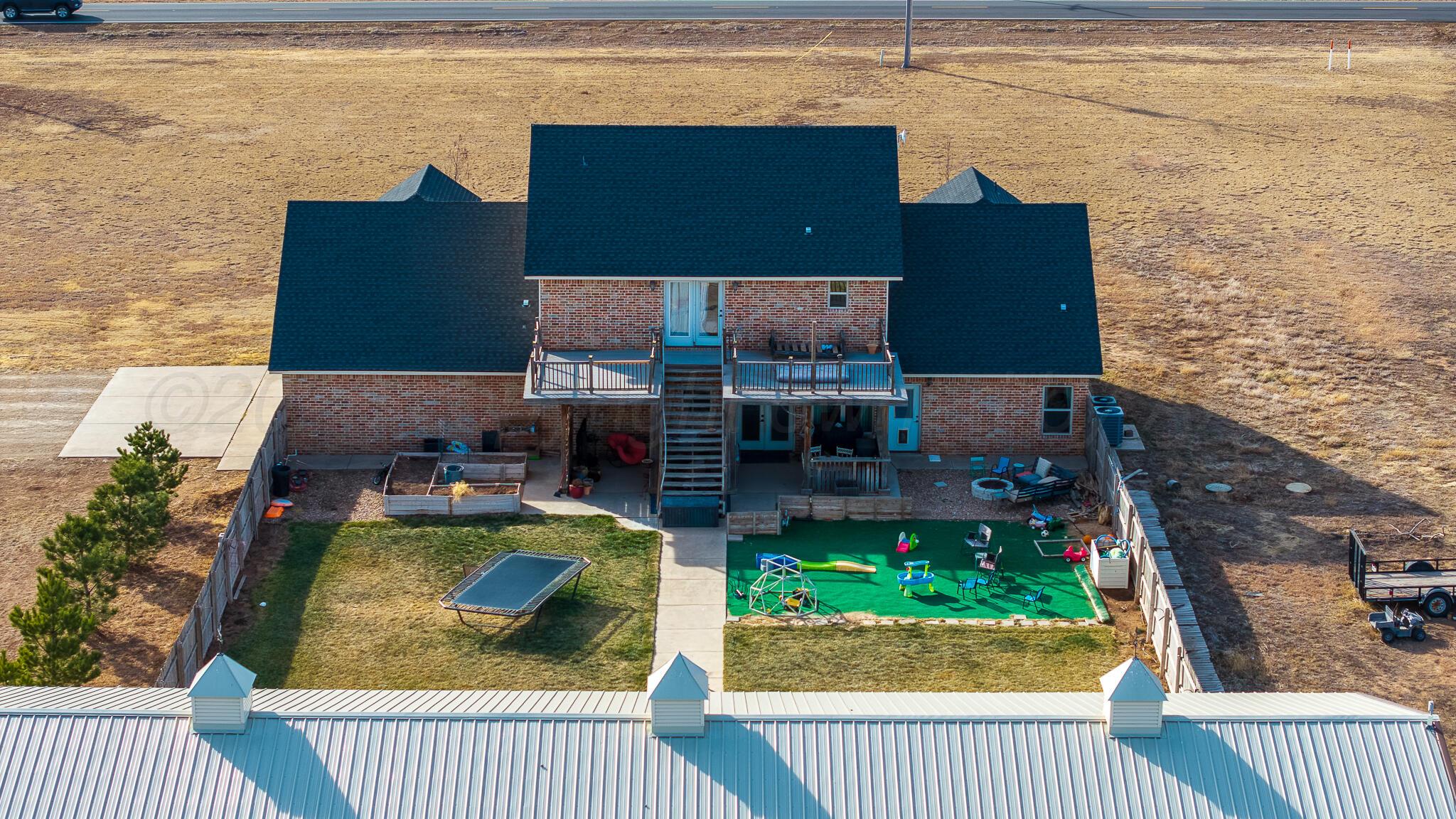 19000 Spirit Loop Property Photo 34